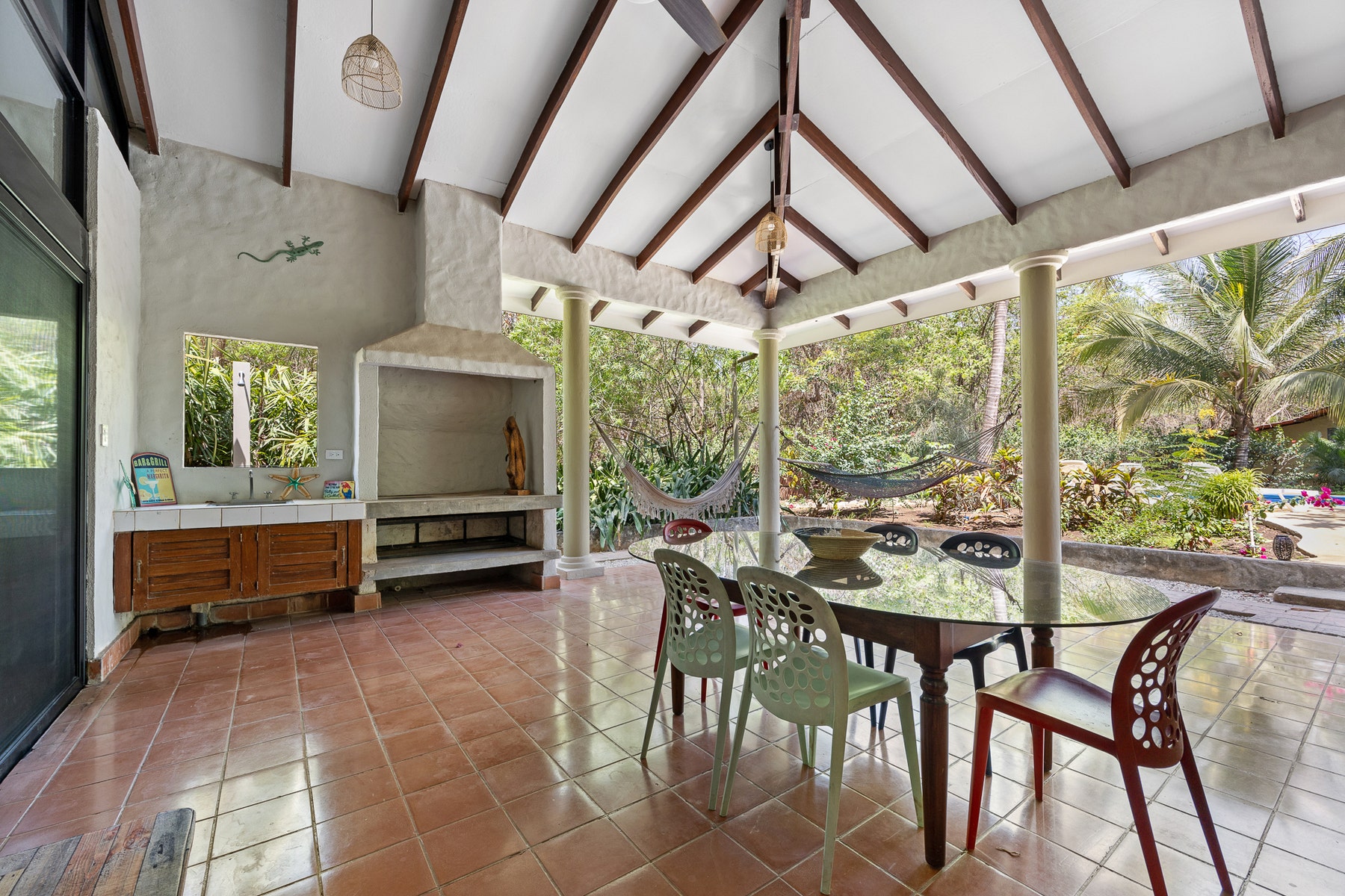Cozy Family Beach Home — photo 9 of 19