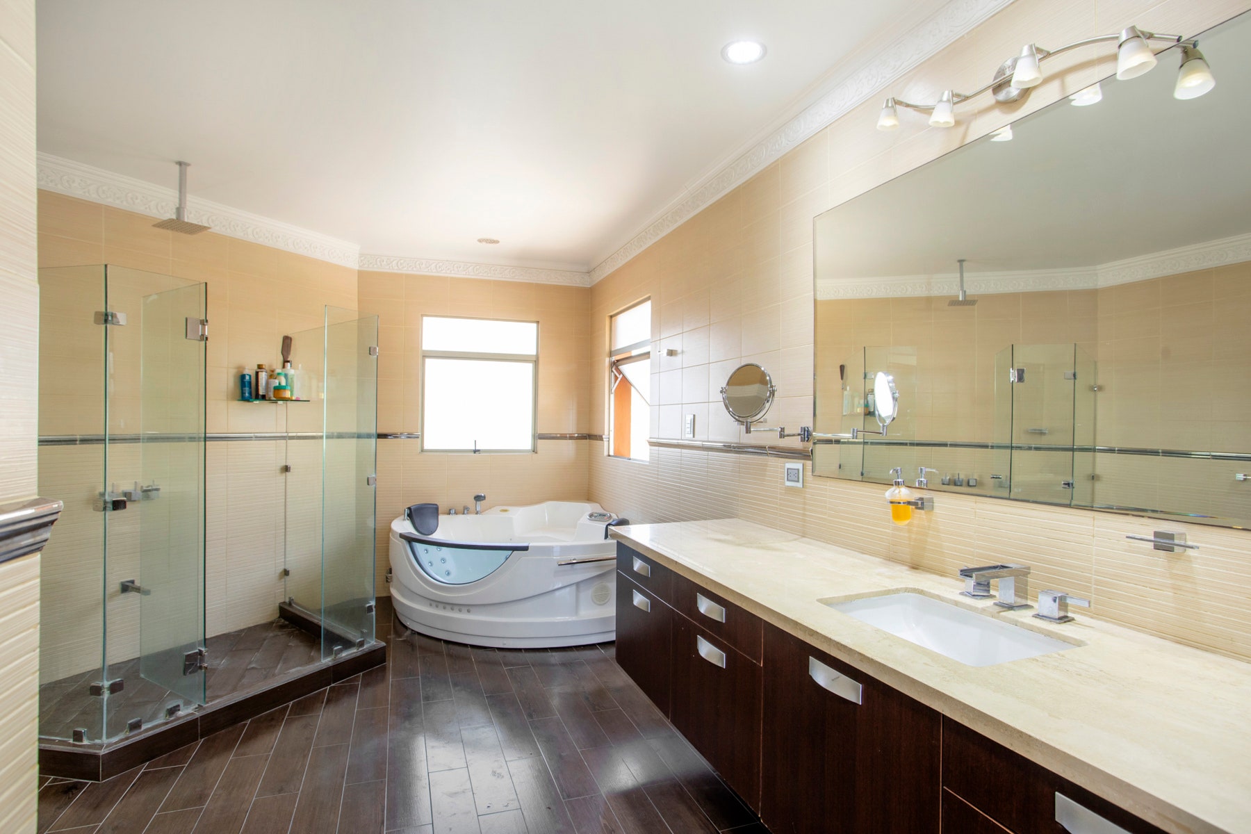 The panoramic house villa real. — photo 6 of 19