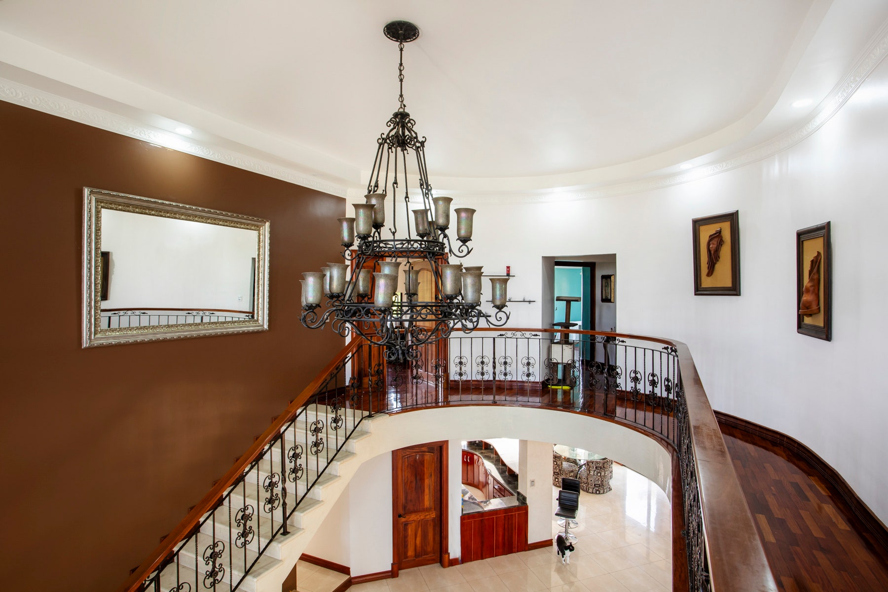 The panoramic house villa real. — photo 18 of 19