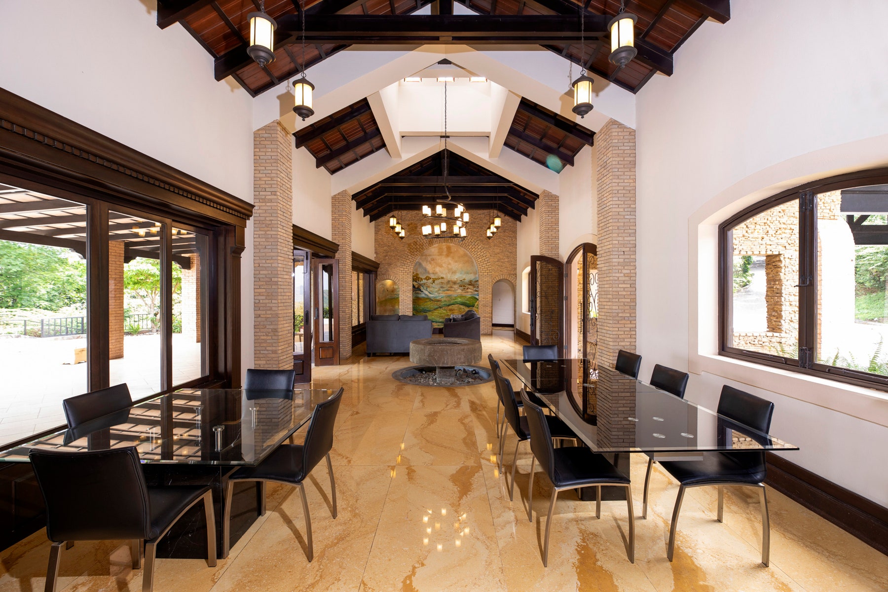 Tuscan Inspired Luxury with Views, Seclusion, and Elegance — photo 10 of 19