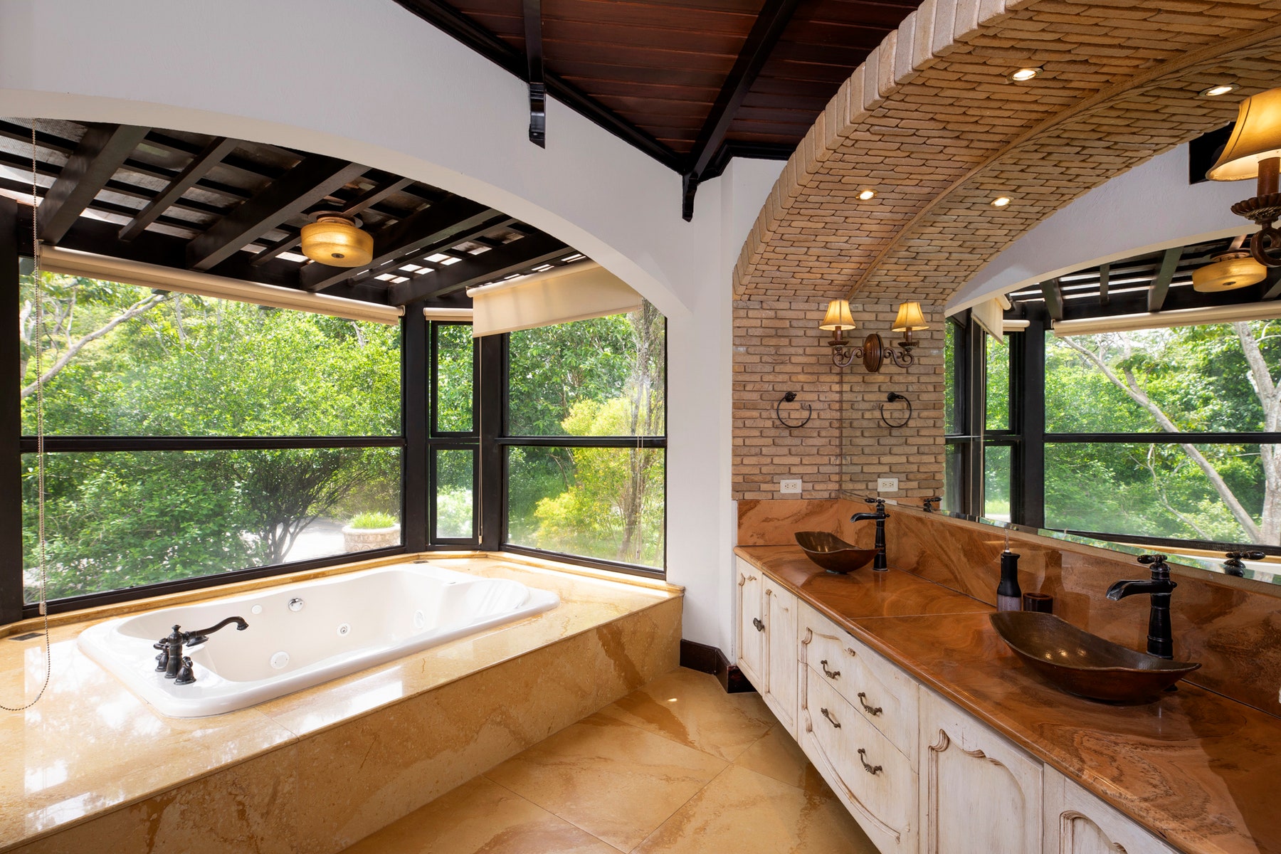 Tuscan Inspired Luxury with Views, Seclusion, and Elegance — photo 16 of 19