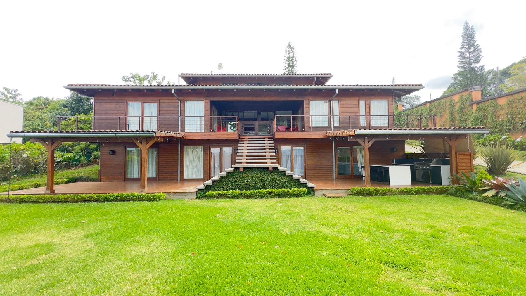 Opportunity, Timeless Lakota Exclusive Condominium, Residencial Lakota, Tres Rios, Curridabat, San Ramon, La Union, San Jose, Costa Rica — photo 5 of 5