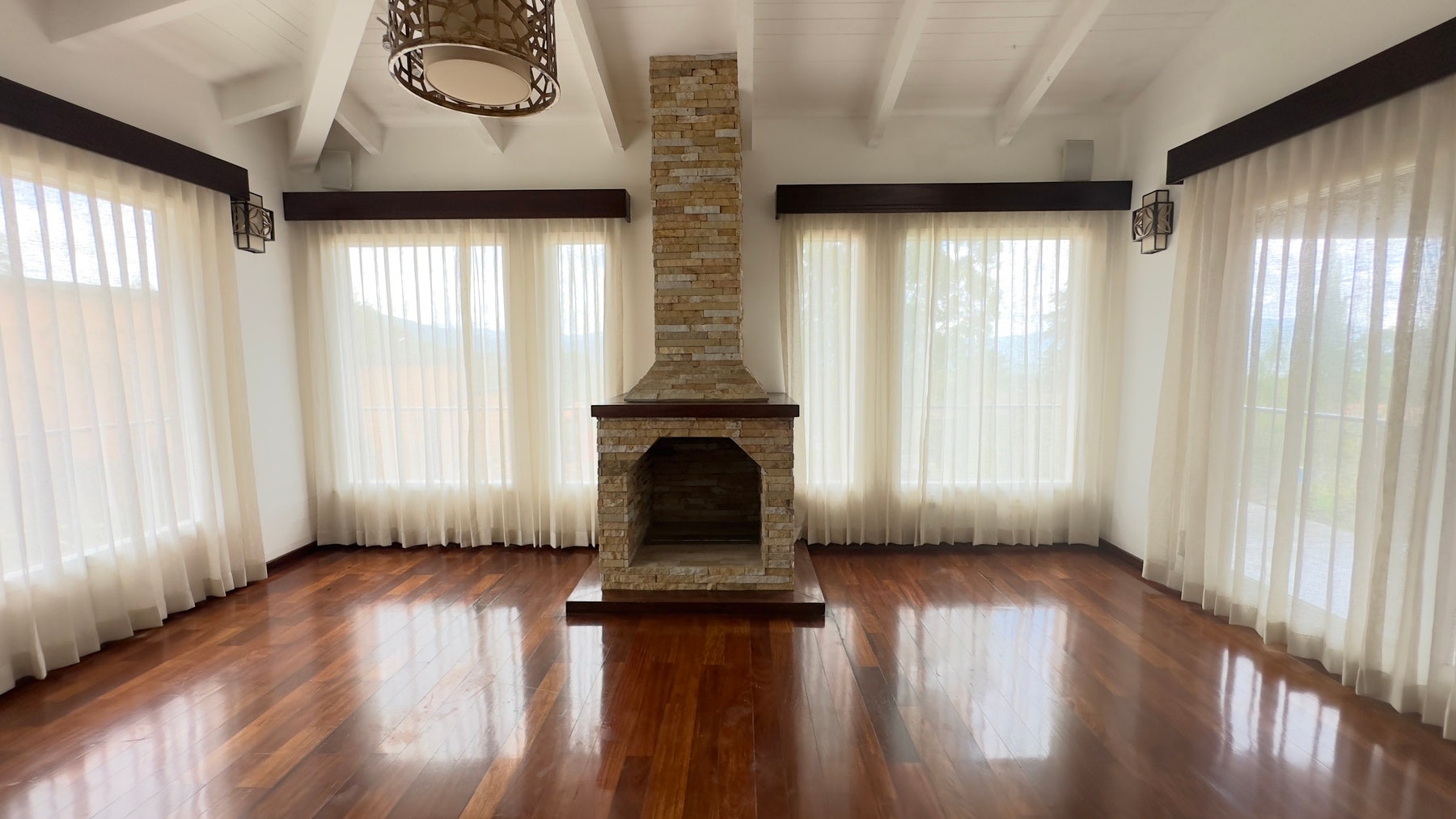 Opportunity, Timeless Lakota Exclusive Condominium — photo 7 of 16