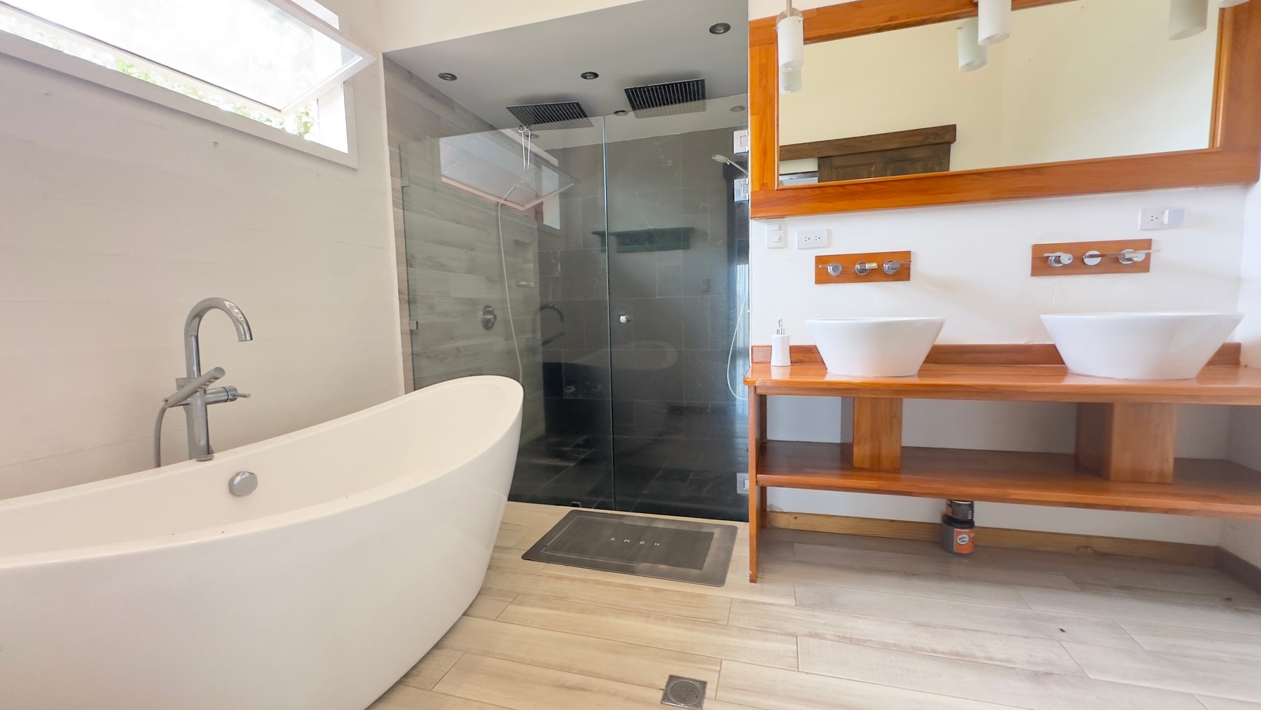 Opportunity, Timeless Lakota Exclusive Condominium — photo 10 of 16