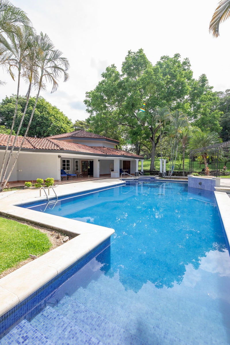 Resort Style Homestead — foto 6 de 19