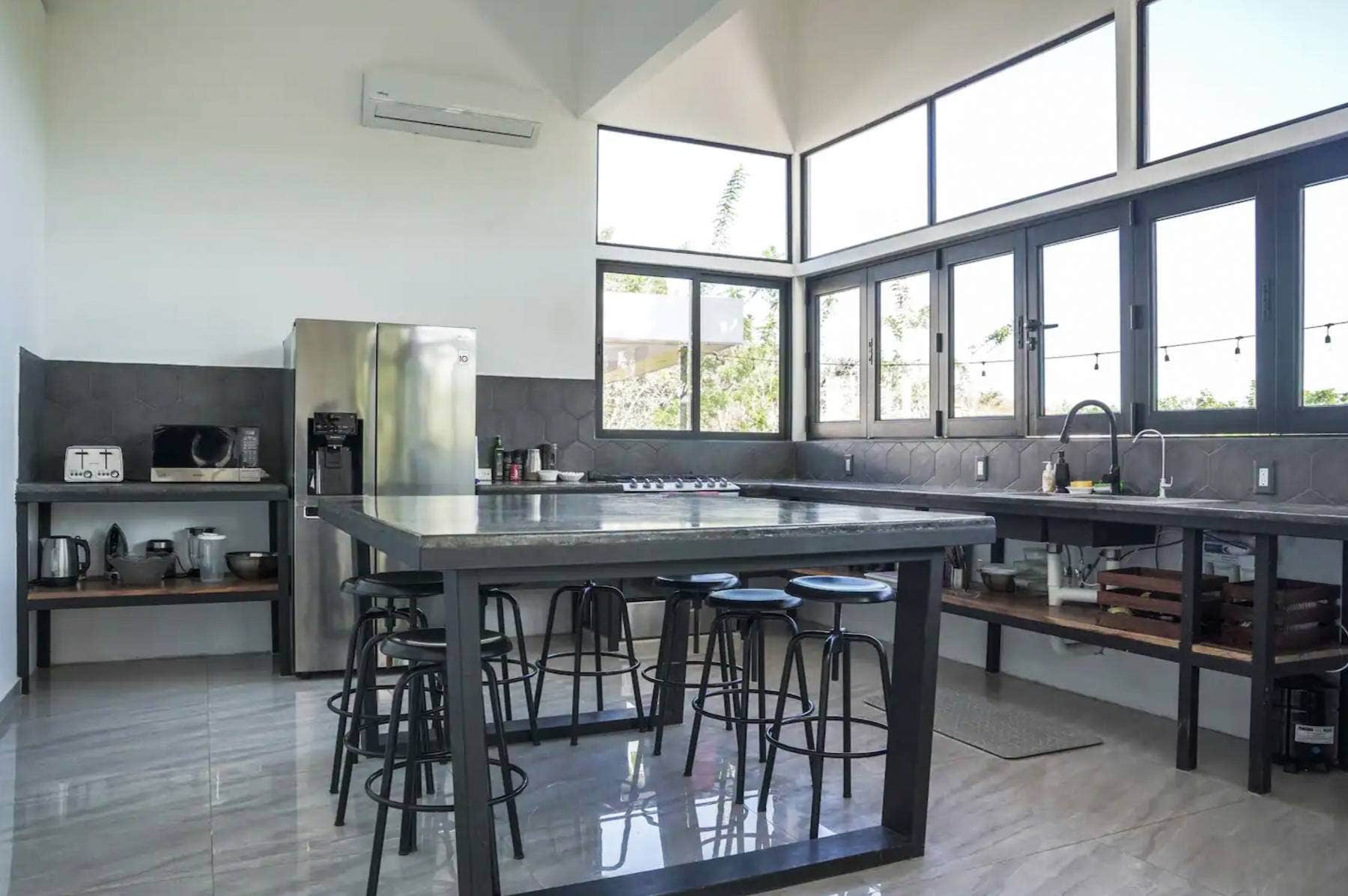 Three Bedroom House Plus Apartment in San Isidro, San Isidro, San Isidro, Santa Teresa, Cobano, Puntarenas, Puntarenas, Costa Rica 60111