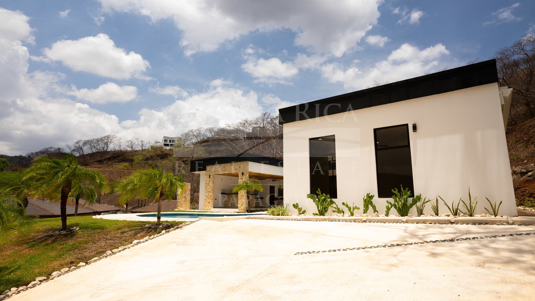 Modern Home with Valley View — photo 2 of 19