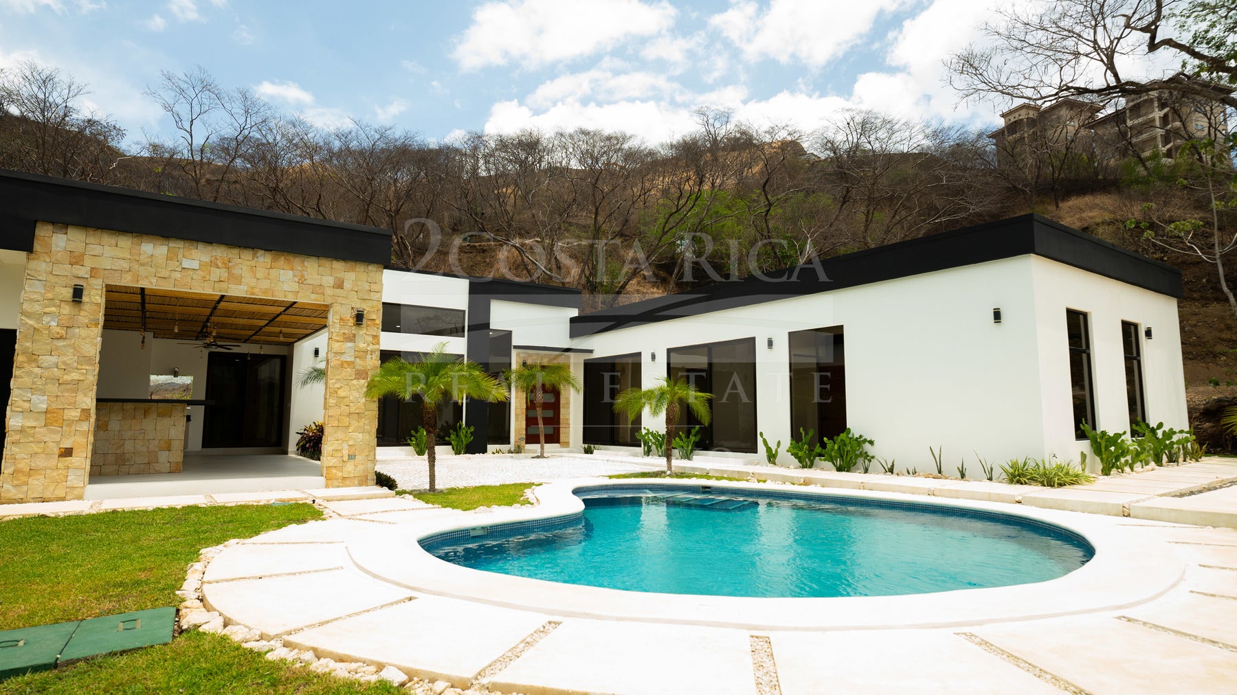 Modern Home with Valley View — photo 3 of 19