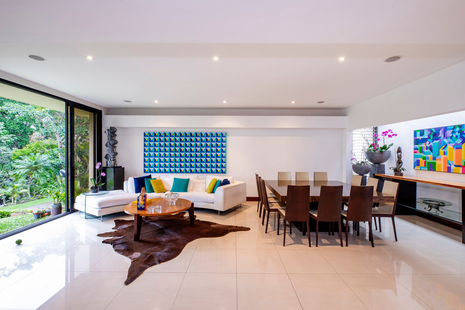 Casa Galeria Plaza Atlantis Escazu. — photo 9 of 19