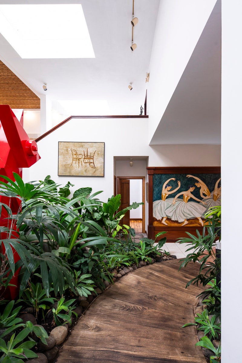 Casa Galeria Plaza Atlantis Escazu. — photo 18 of 19