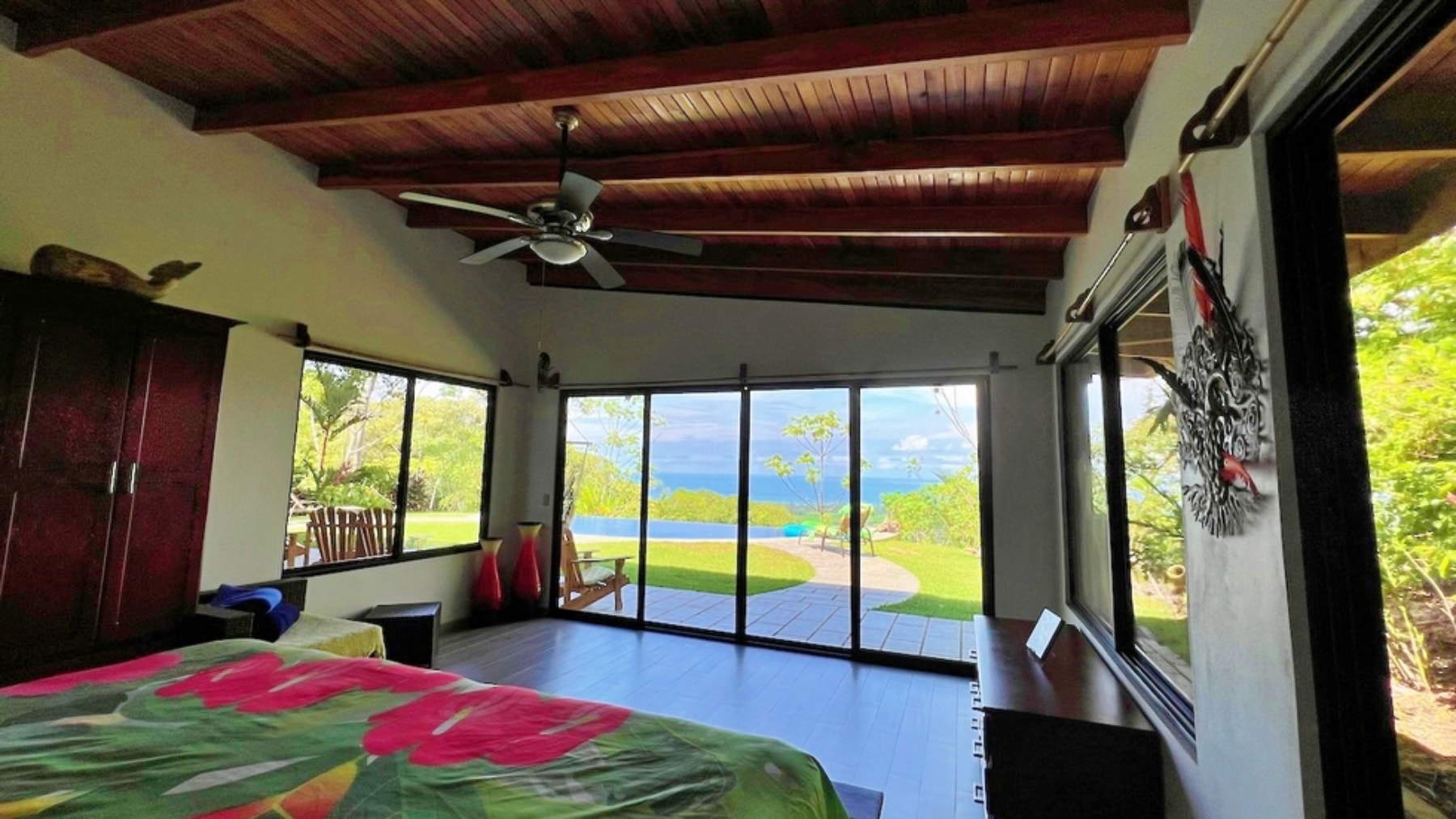 Ocean View Family House — photo 10 of 15
