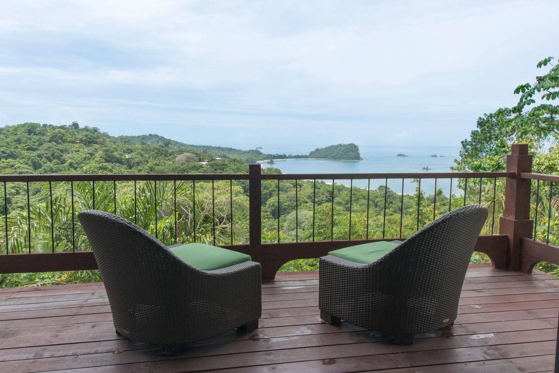 Income Opportunity Luxury Home, Pacific Canyon Drive, Manuel Antonio, Quepos, Quepos, Puntarenas, Costa Rica 63500 — photo 2 of 5