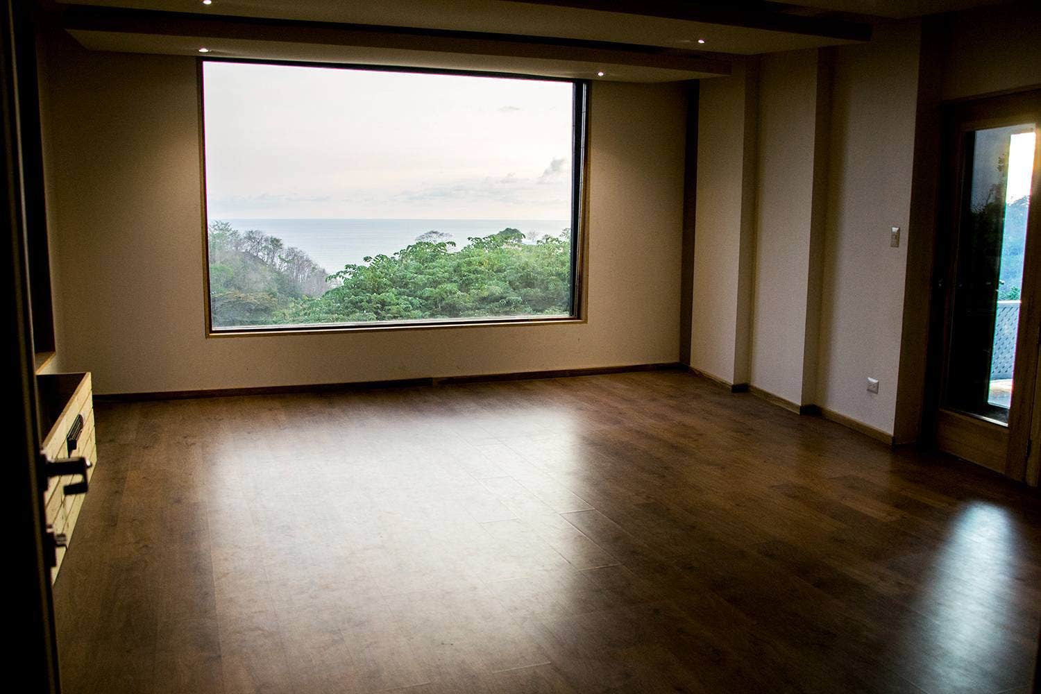 Oceanview 5 bedroom Estate plus Guest House — photo 19 of 19
