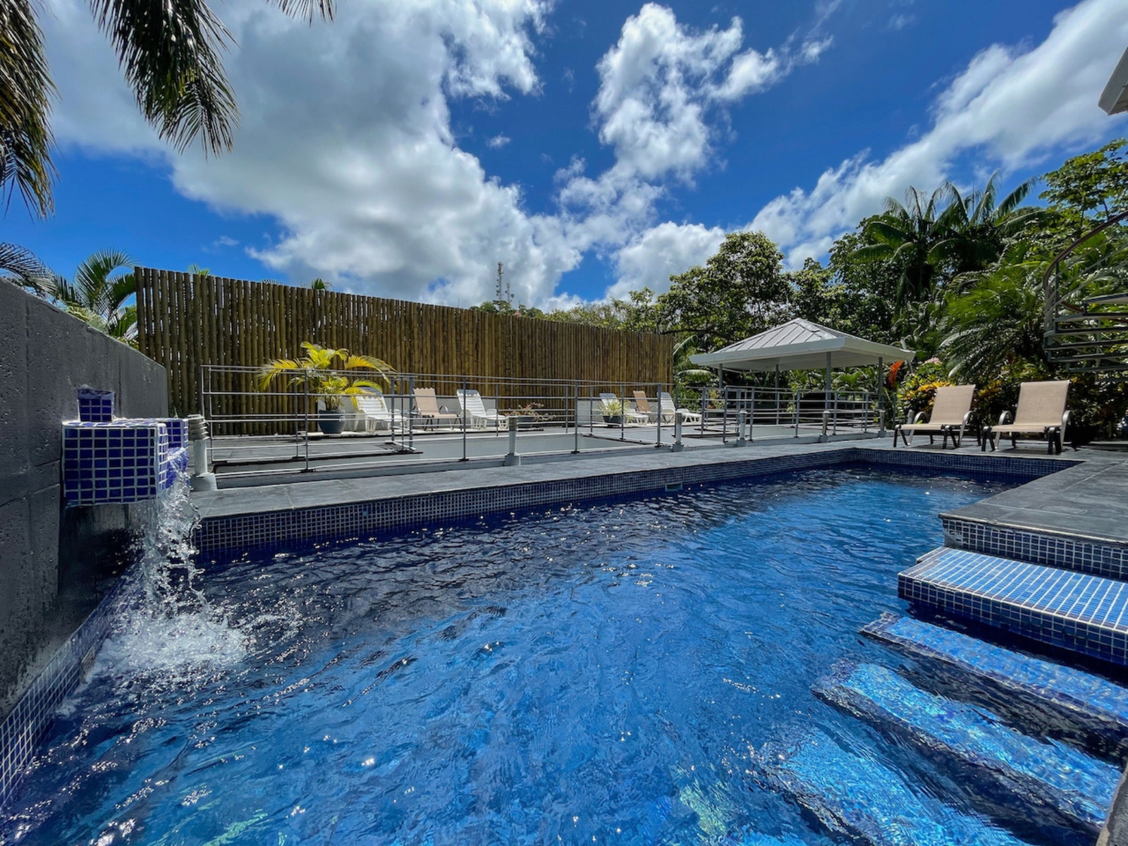 Contemporary House with Pool in Manuel Antonio — photo 3 of 16