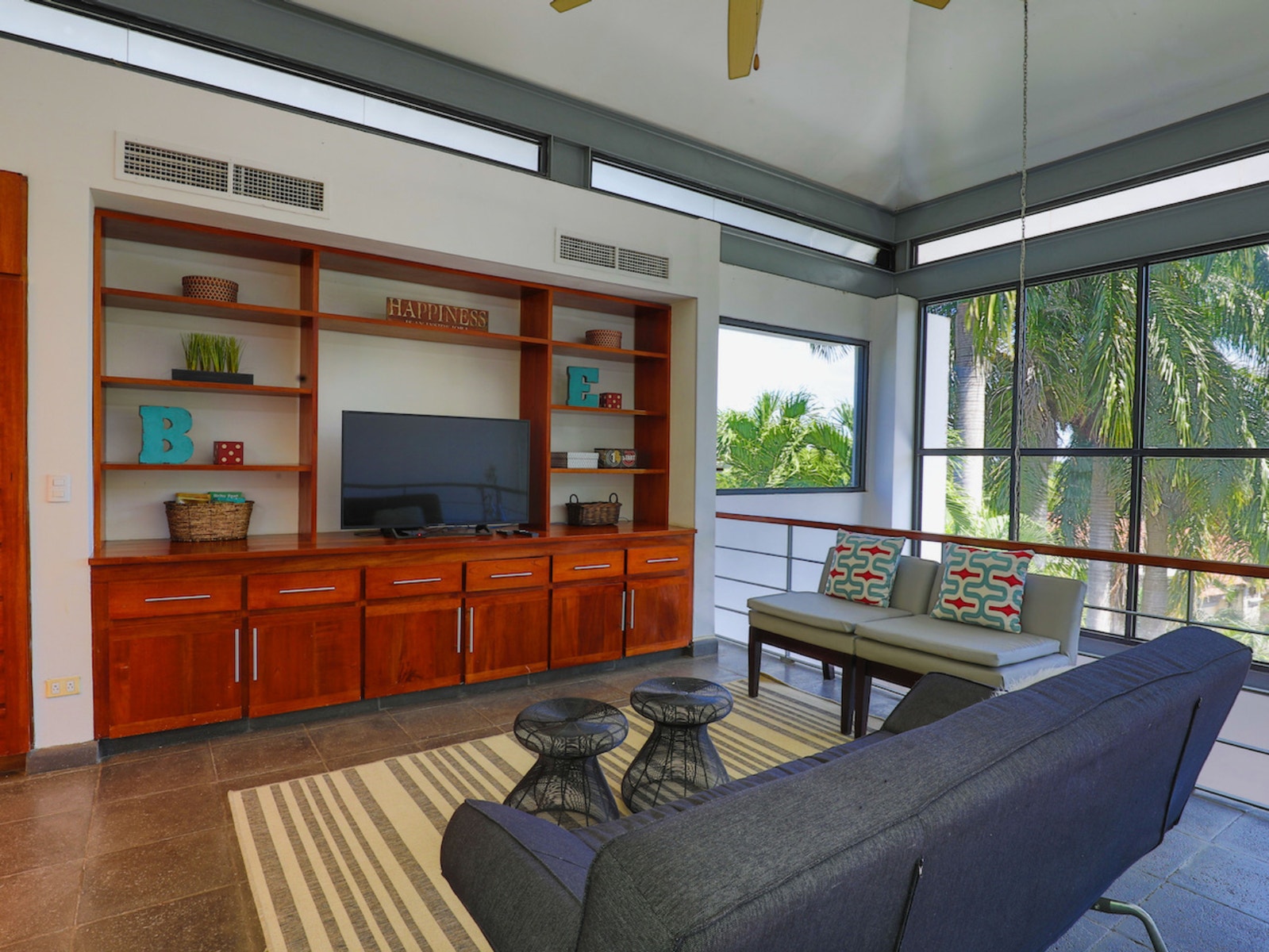 Contemporary House with Pool in Manuel Antonio — photo 7 of 16