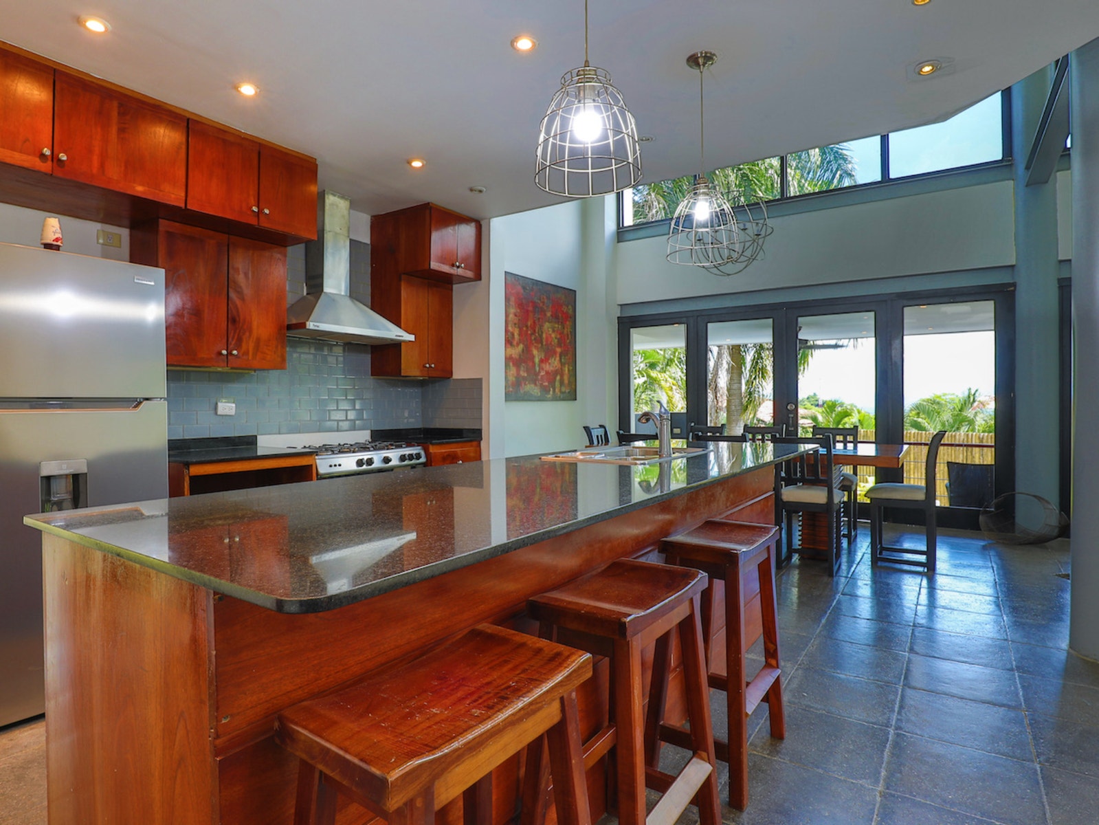 Contemporary House with Pool in Manuel Antonio — photo 6 of 16
