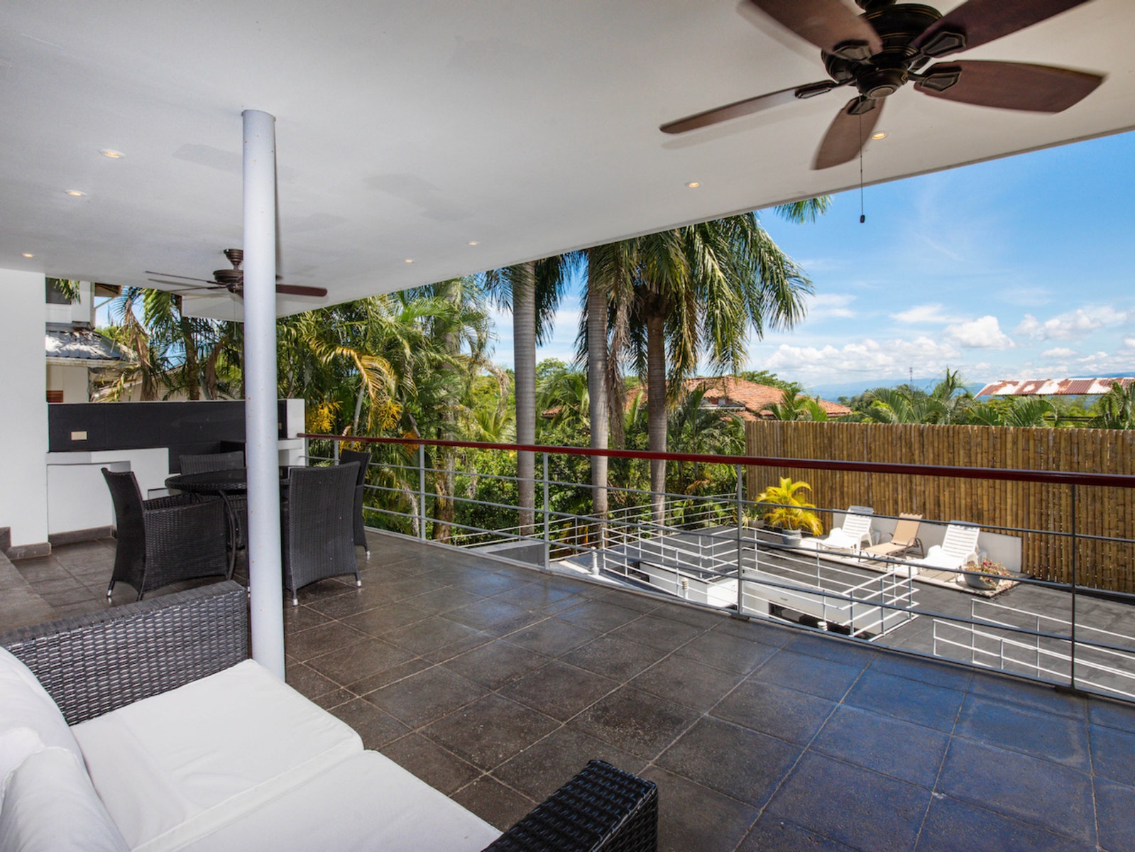 Contemporary House with Pool in Manuel Antonio — photo 12 of 16