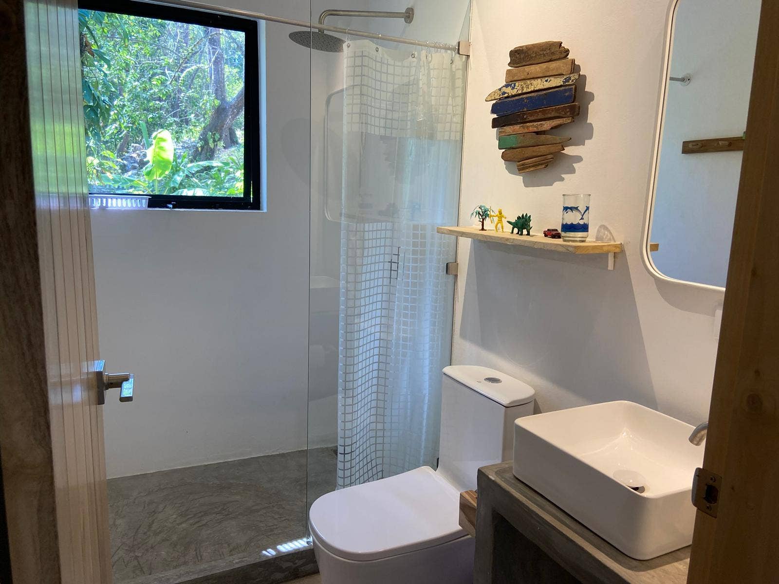 Jungle and River Hideaway with Three Units Santa Teresa — photo 8 of 19