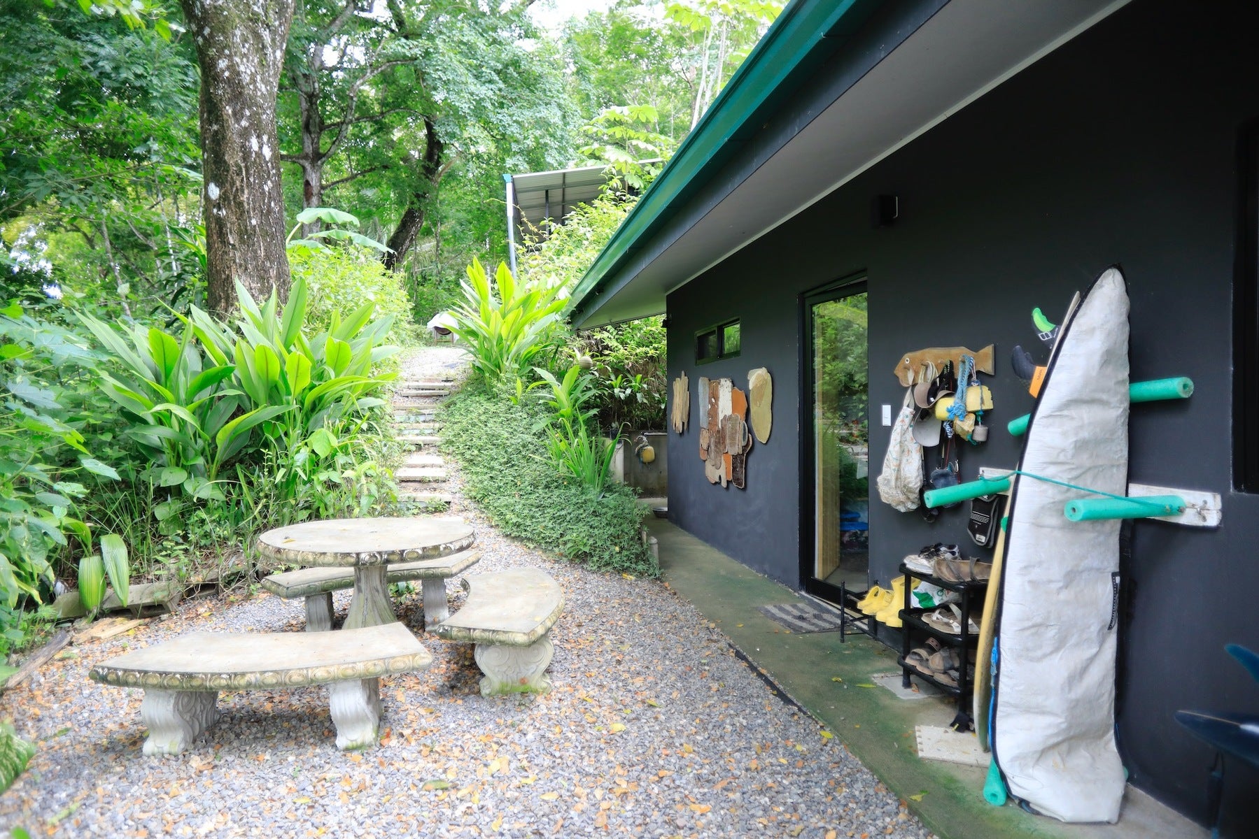 Jungle and River Hideaway with Three Units Santa Teresa — photo 7 of 19
