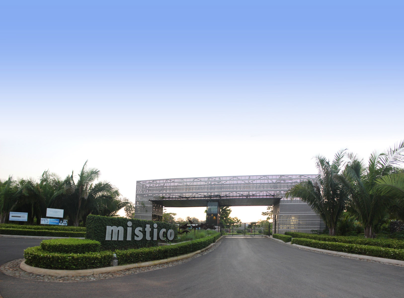 Remanso Mistico Lake Front Single Family Lot, #B07 — photo 5 of 6