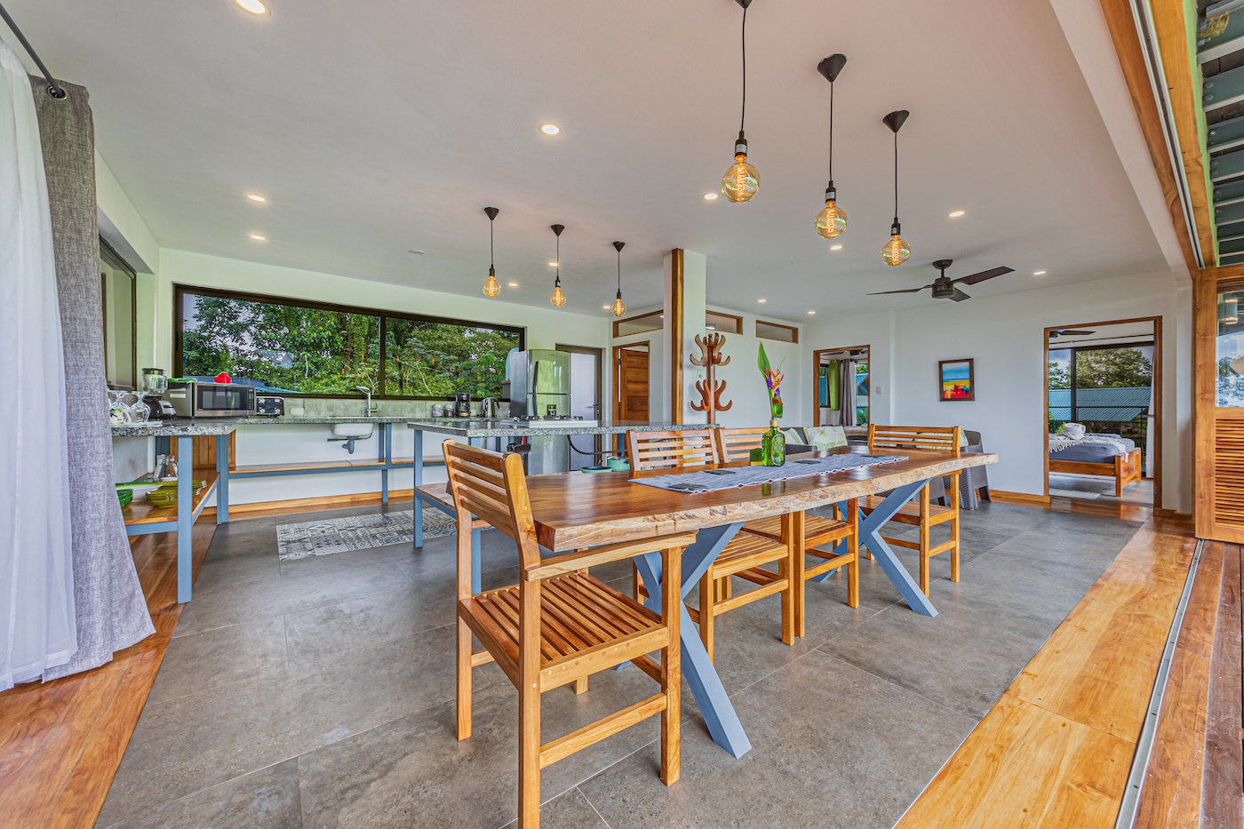 Luxury EcoLodge — photo 18 of 19