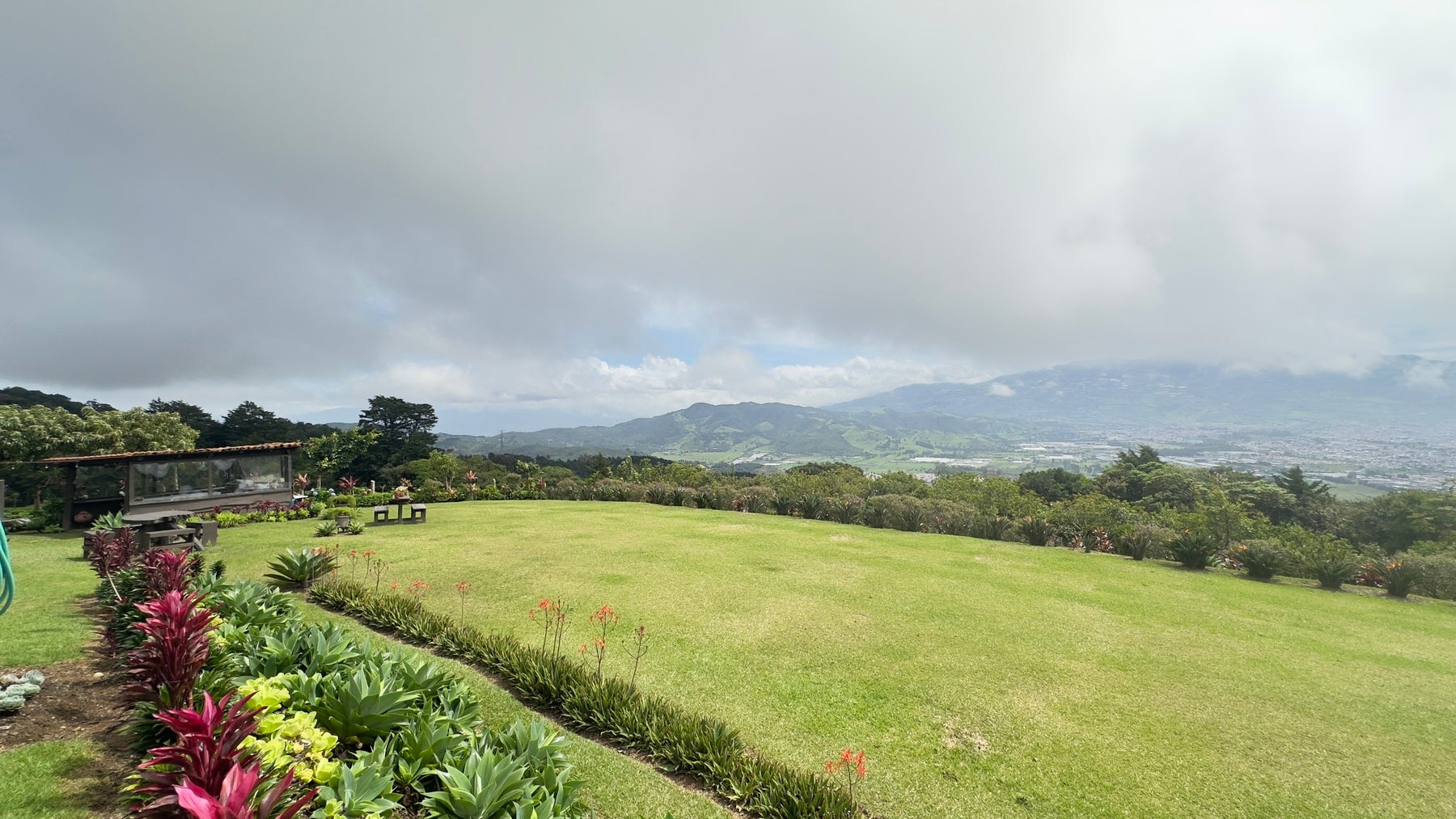 Palo Alto, family farm — photo 9 of 14