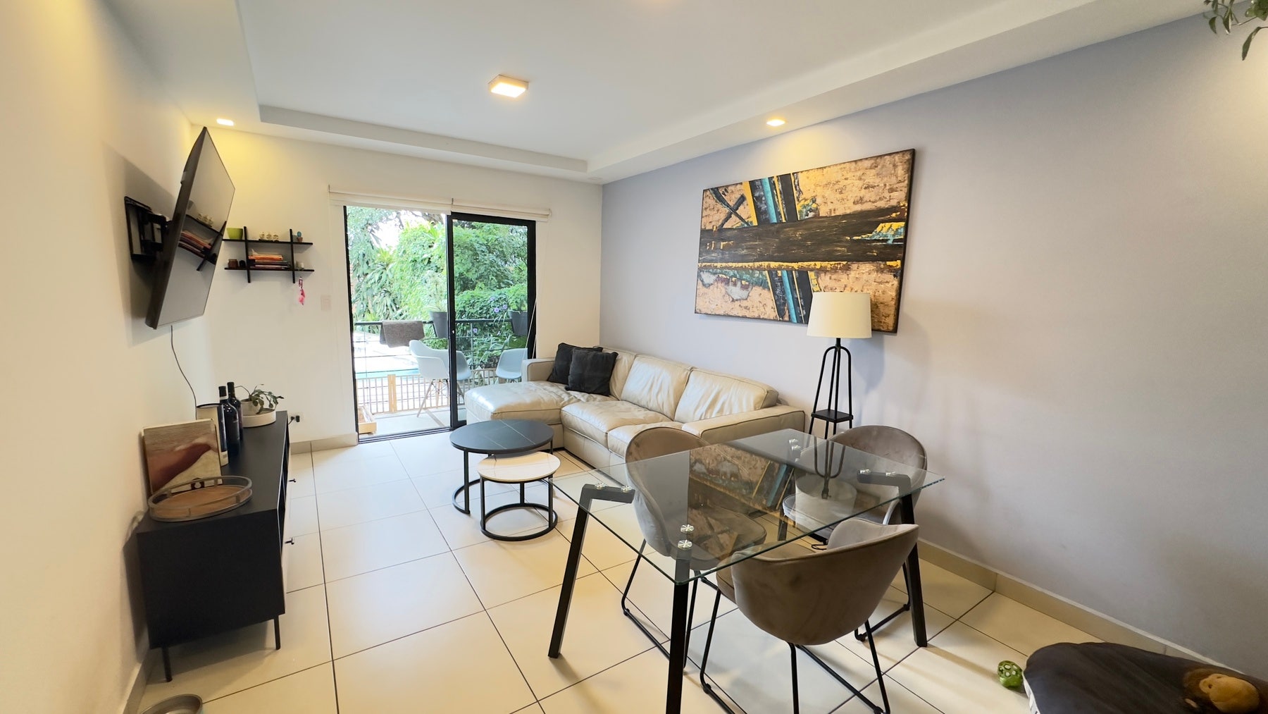 Bohemia Condominium — photo 6 of 7