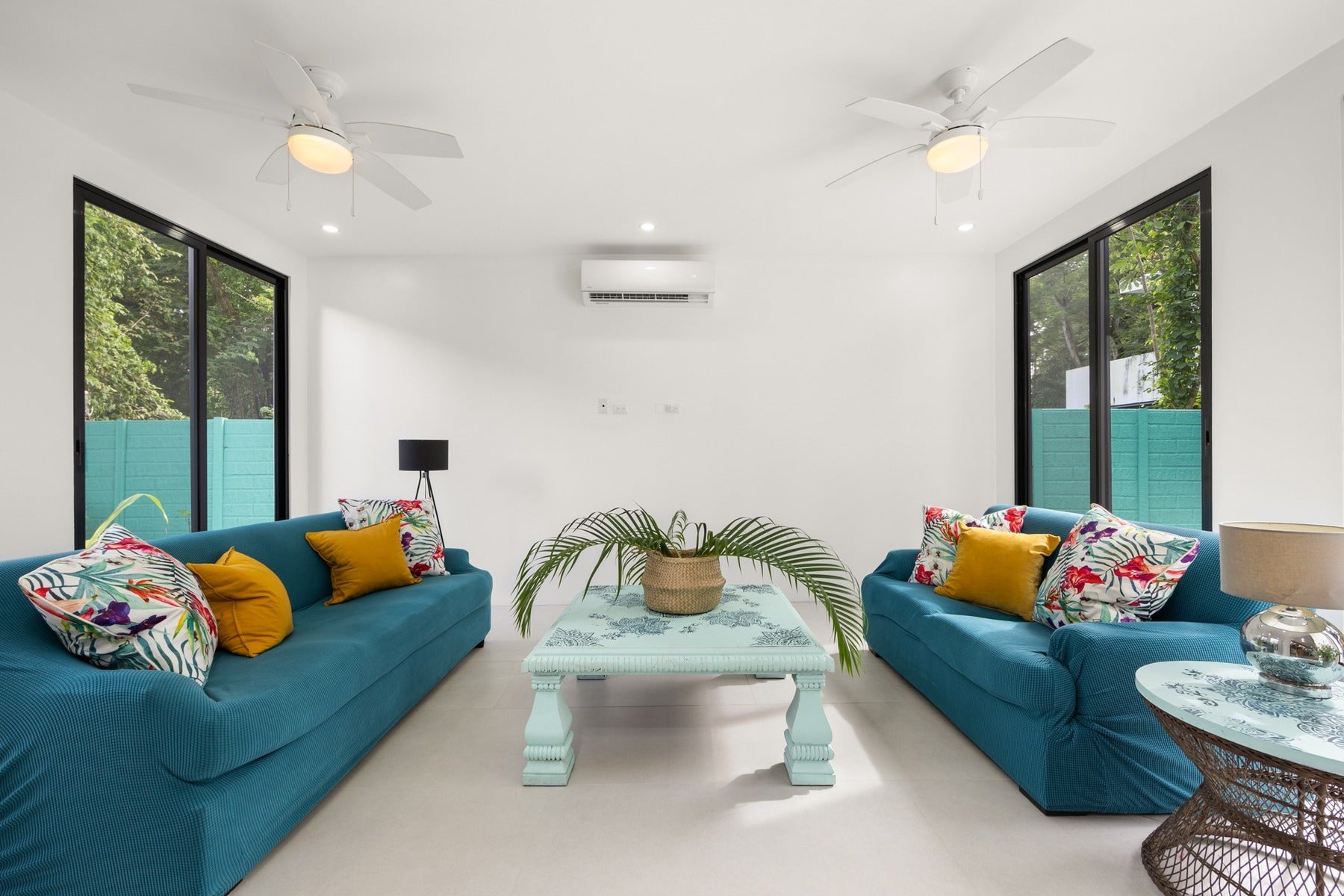 Fully Renovated Modern Home — photo 6 of 19
