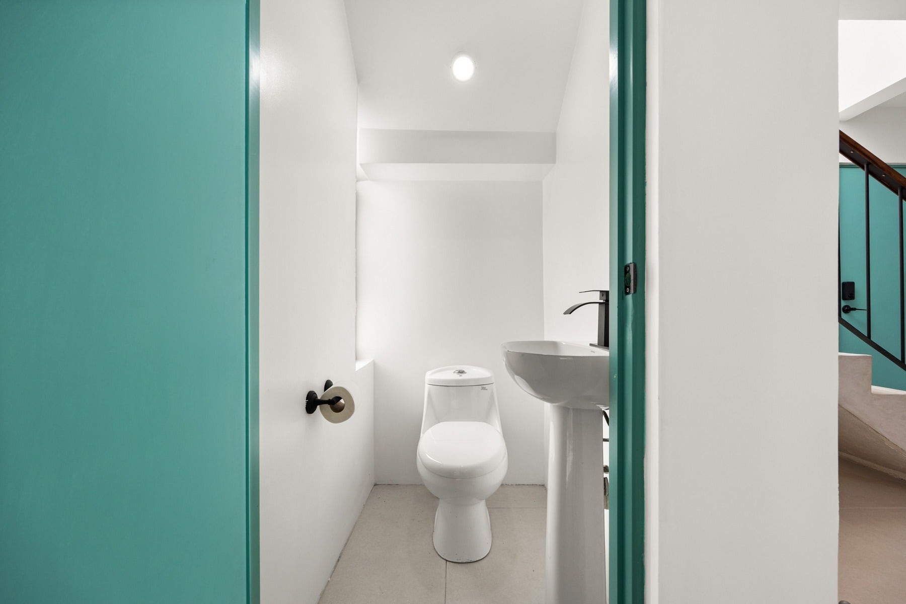 Fully Renovated Modern Home — photo 14 of 19