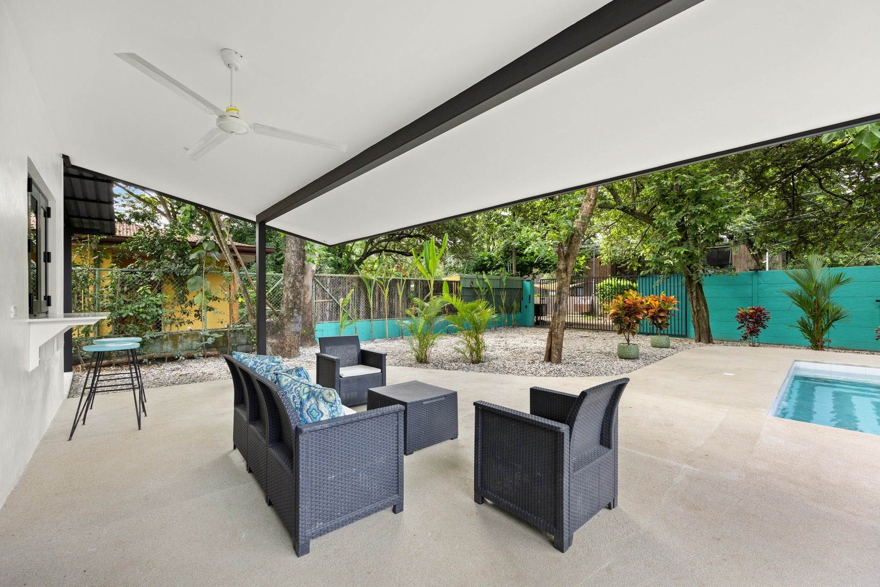 Fully Renovated Modern Home — photo 15 of 19