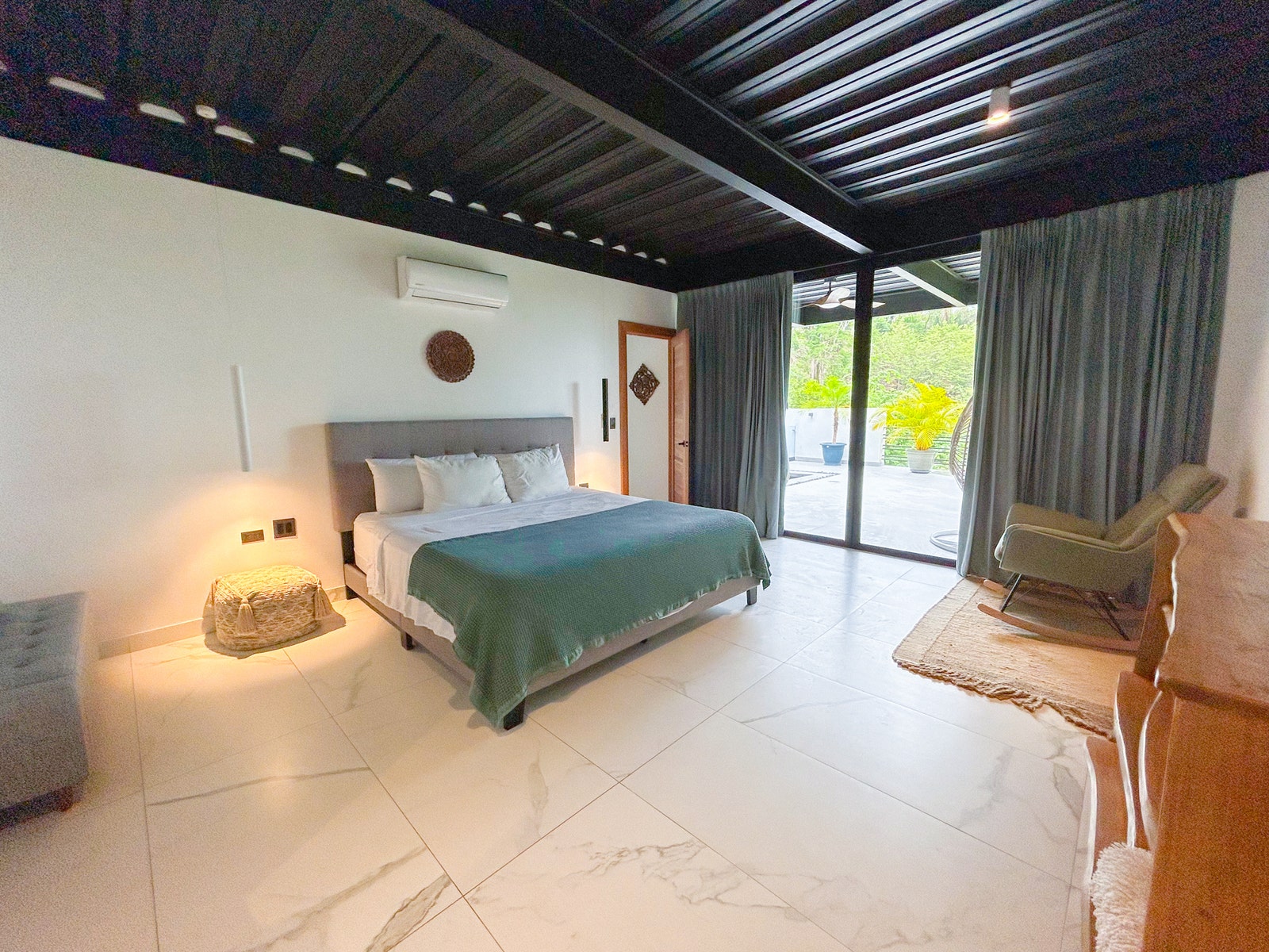 Two Modern Villas with Oceanview Land for Development — photo 7 of 11