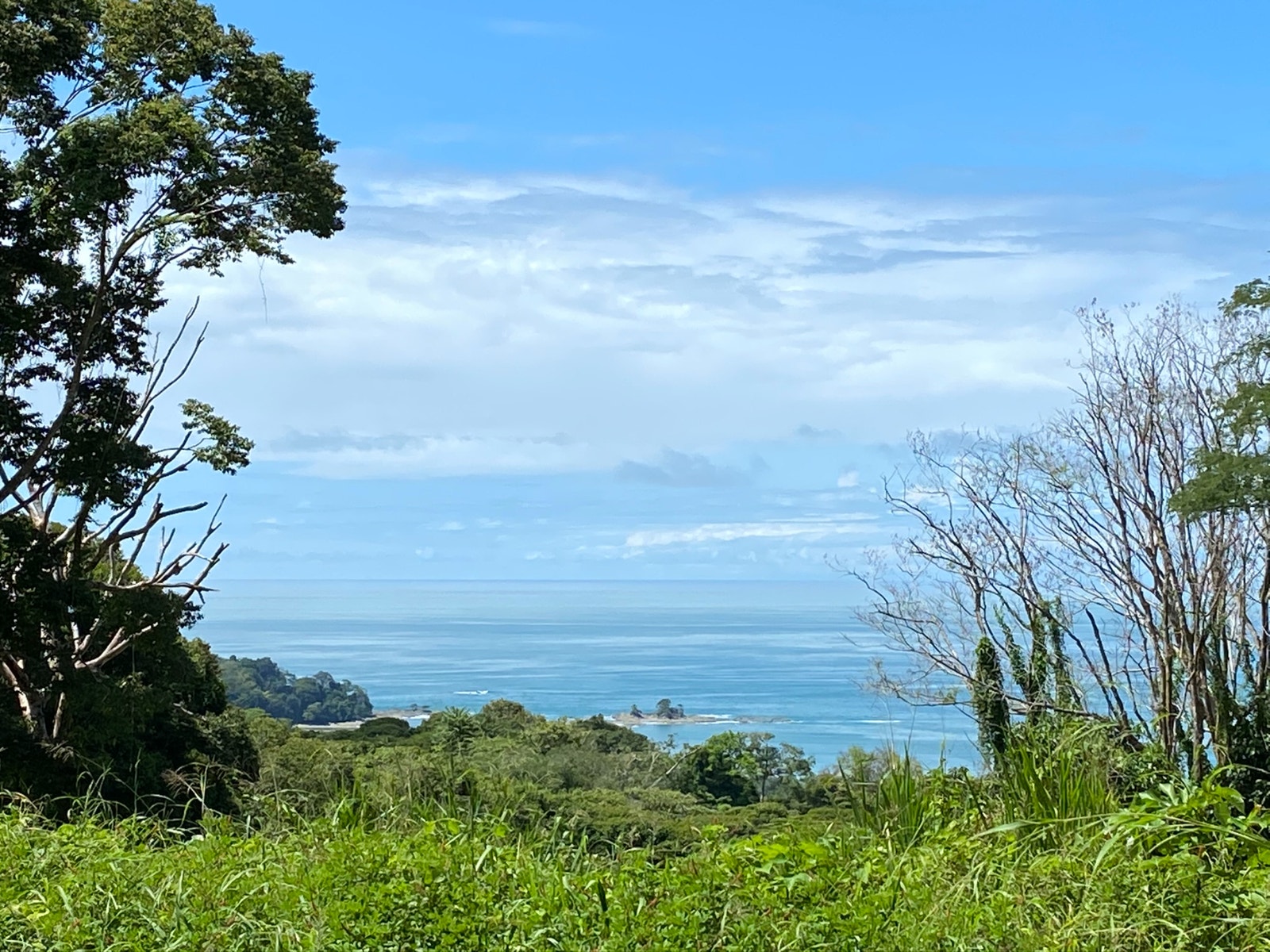 Ocean View property in Escaleras recently reduced, bring all offers — photo 3 of 7
