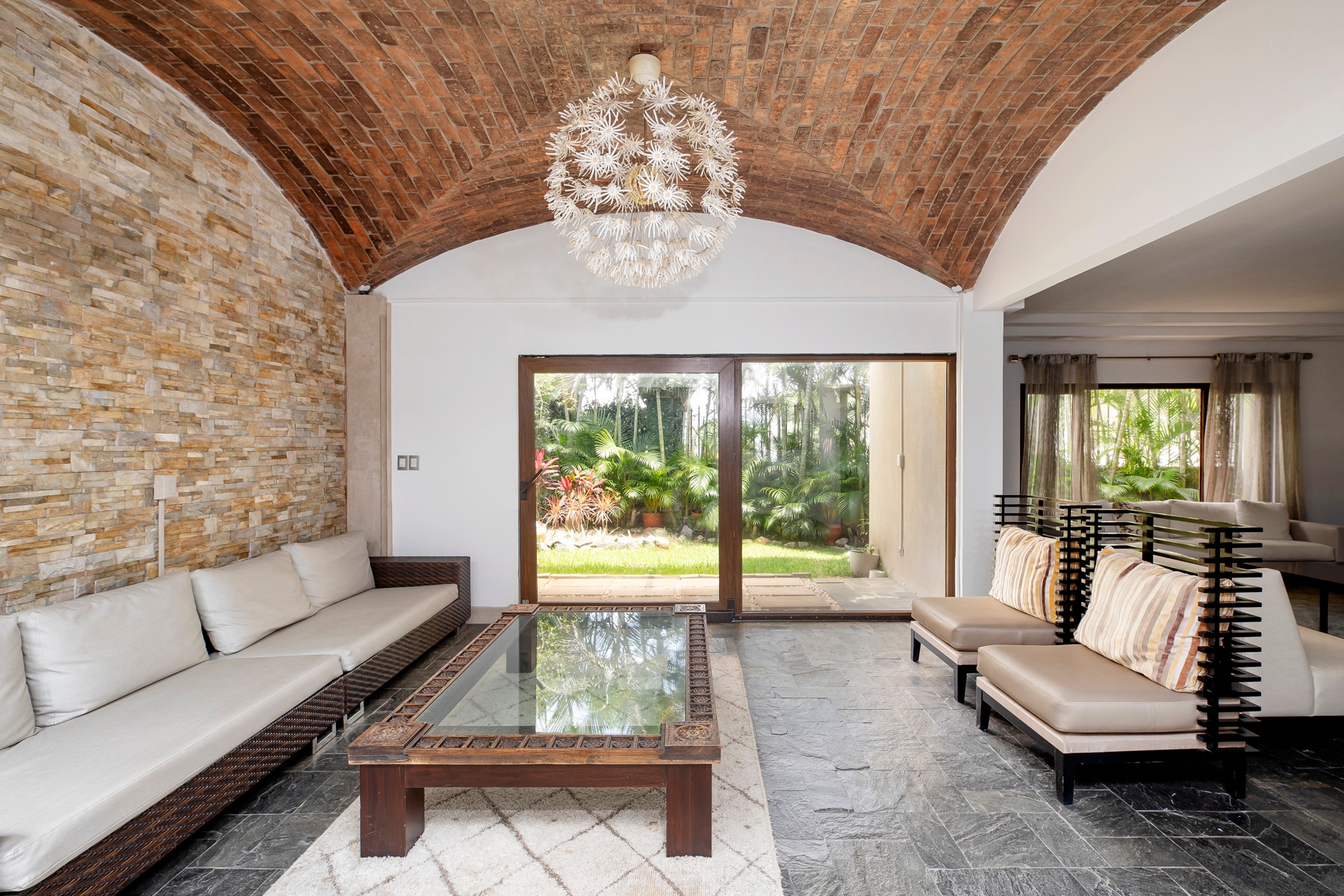 Navarra Los Laureles Fully Remodeled Residence., Navarra, Escazu, Escazu, Escazu, San Jose, Costa Rica 10201