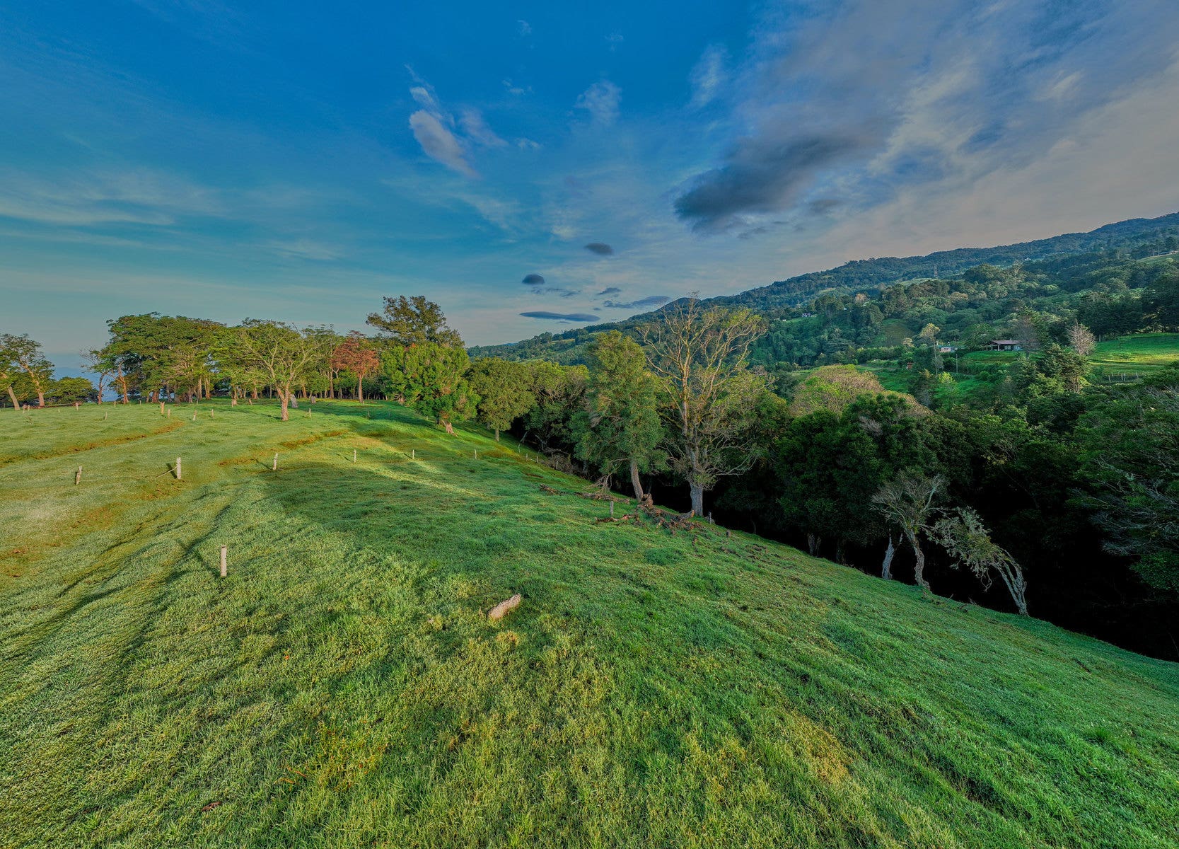 Nine hectare Mountain farm in Sacramento — photo 2 of 19