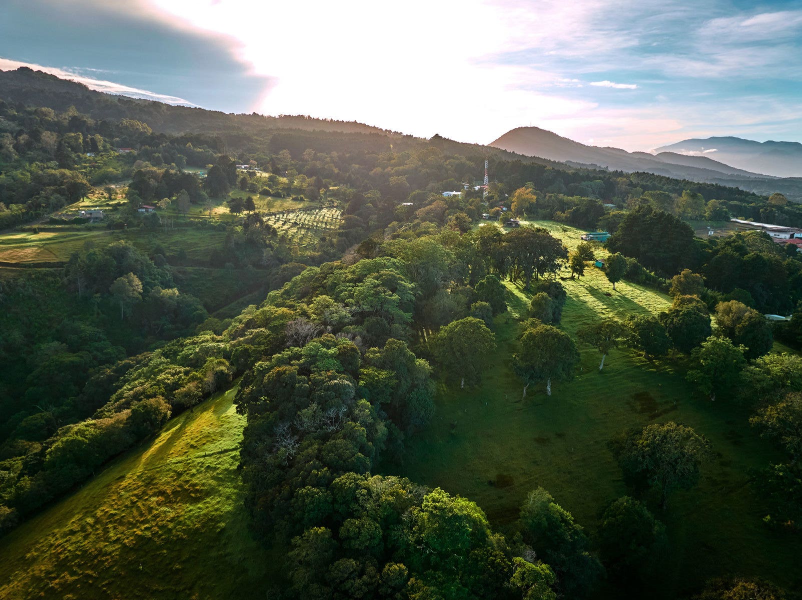 Nine hectare Mountain farm in Sacramento — photo 4 of 19