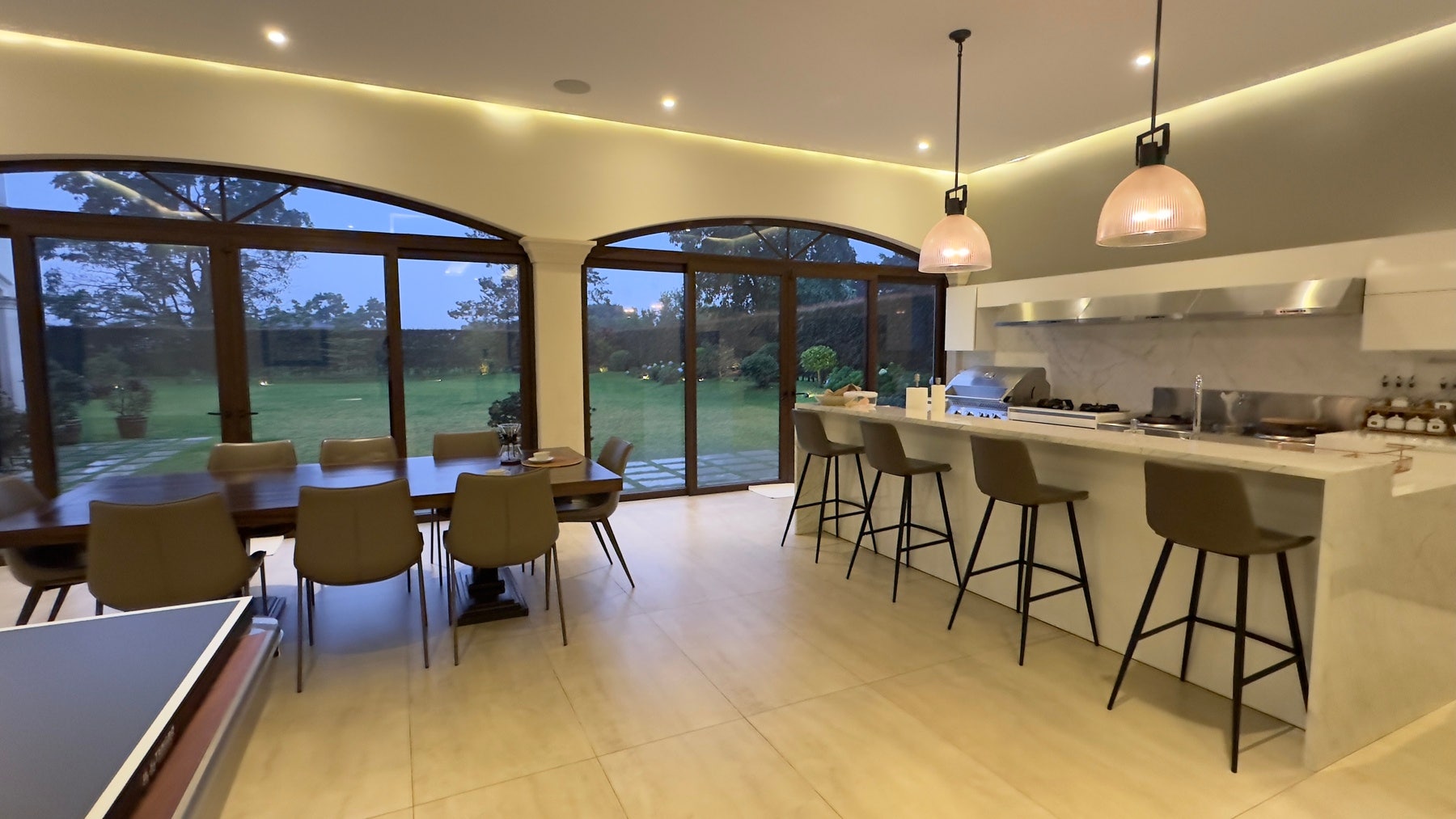 Monteran, Timeless Luxury Estate — photo 12 of 19