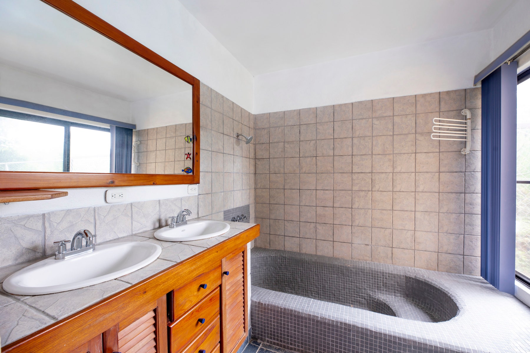 Casa Paz — photo 10 of 19