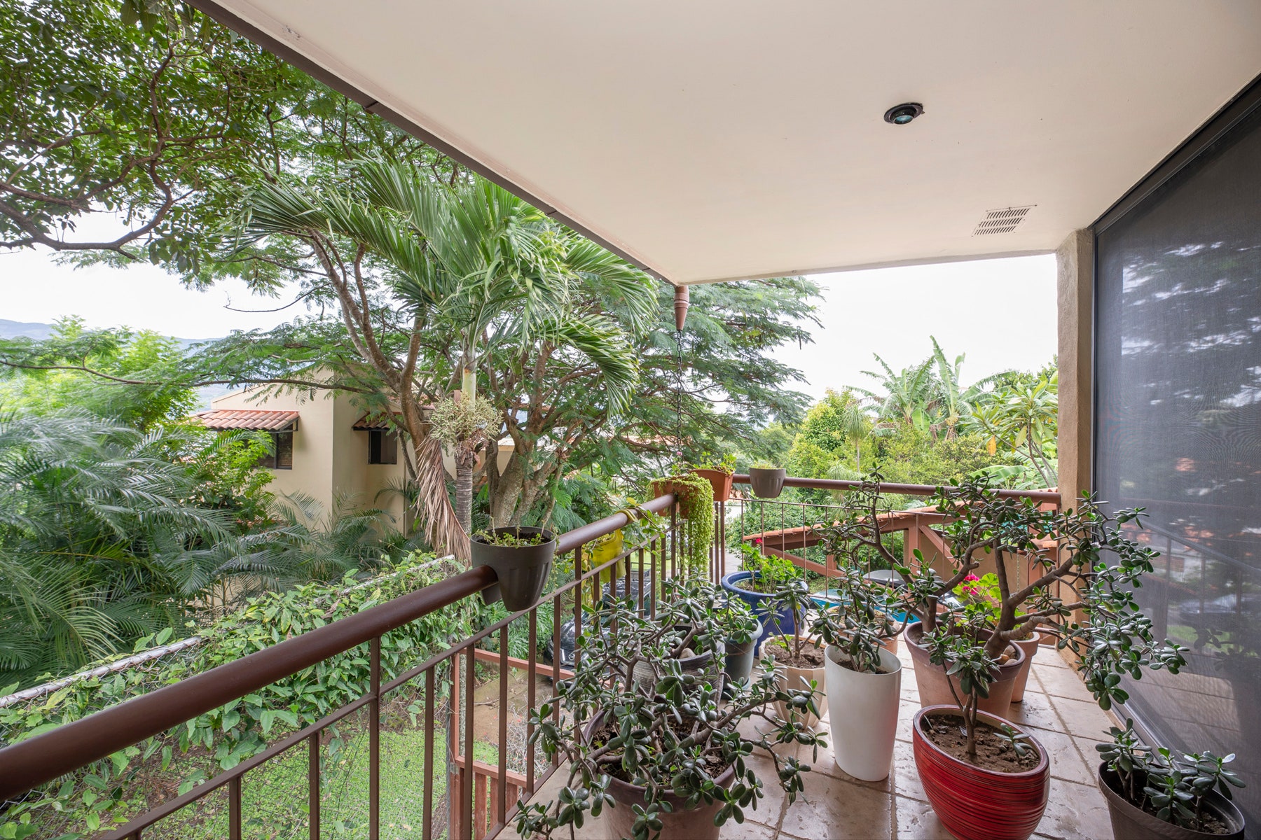 Casa Paz — photo 15 of 19