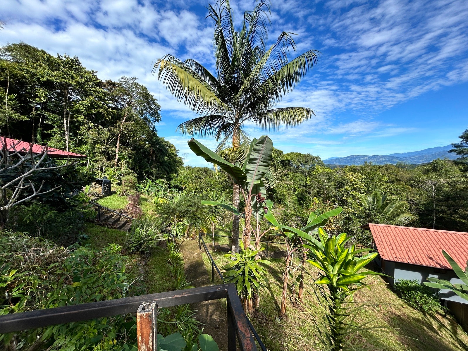 Waterfall View Home with Separate Cabina — photo 8 of 19