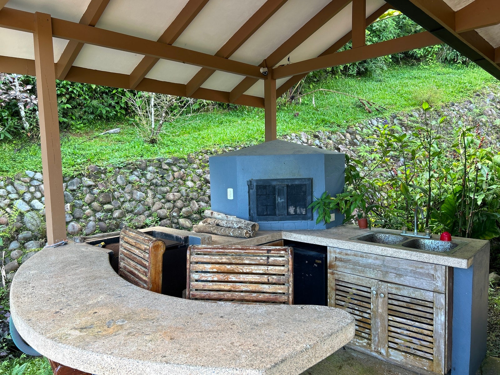 Waterfall View Home with Separate Cabina — photo 9 of 19
