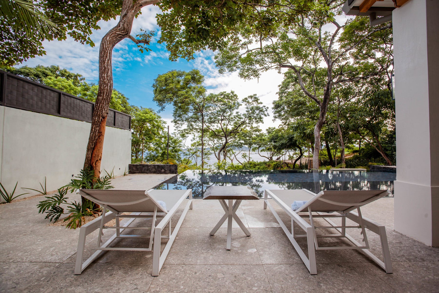 Luxury beachfront home in Langosta, Punta San Francisco, Langosta, Tamarindo, Santa Cruz, Guanacaste, Costa Rica — foto 2 de 5