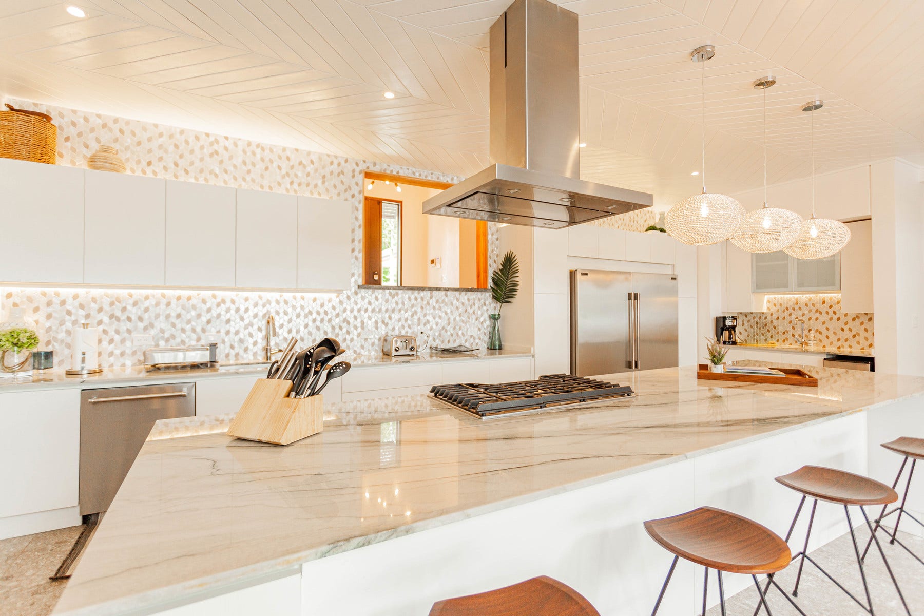 Luxury beachfront home in Langosta — foto 16 de 19