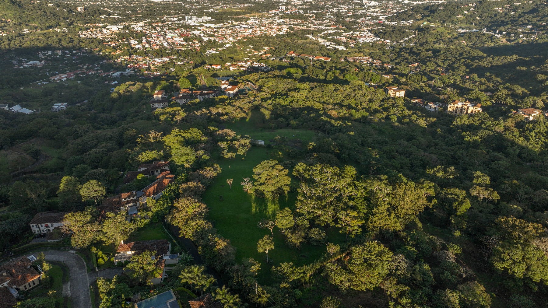 Panoramic Estate Land — photo 2 of 10