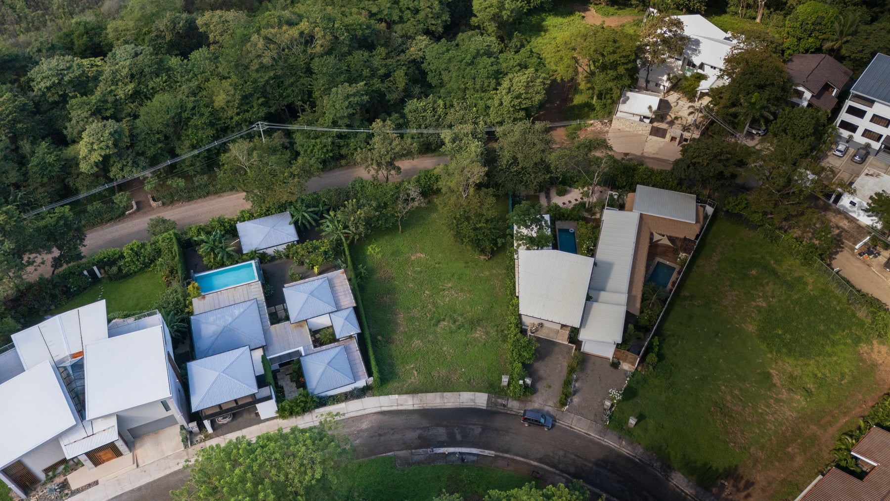 Prime Lot Close to The Beach — photo 3 of 19