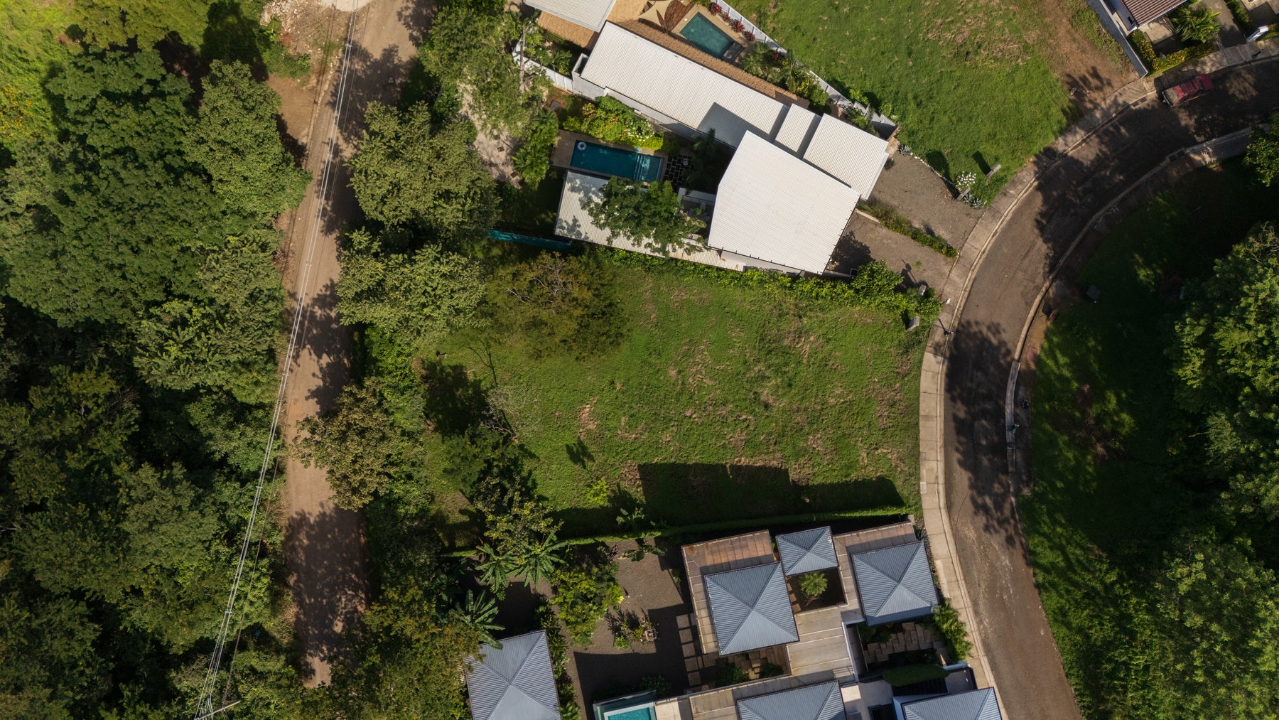 Prime Lot Close to The Beach — photo 12 of 19