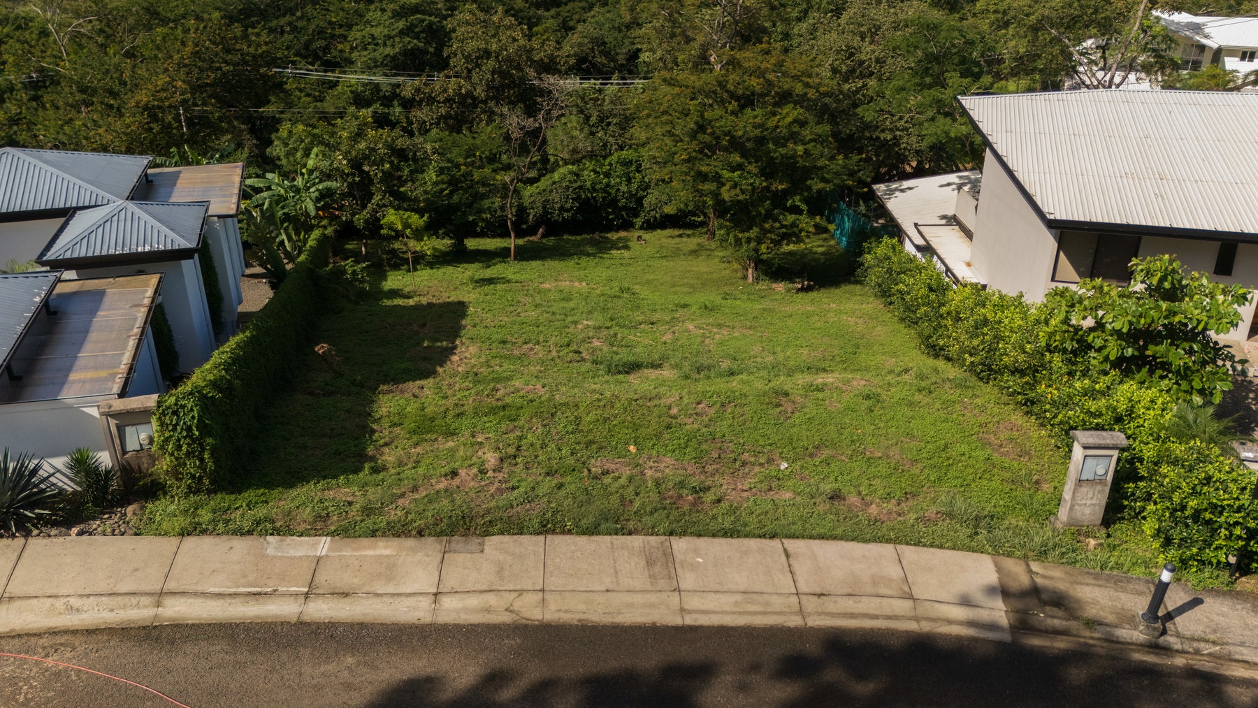Prime Lot Close to The Beach — photo 13 of 19