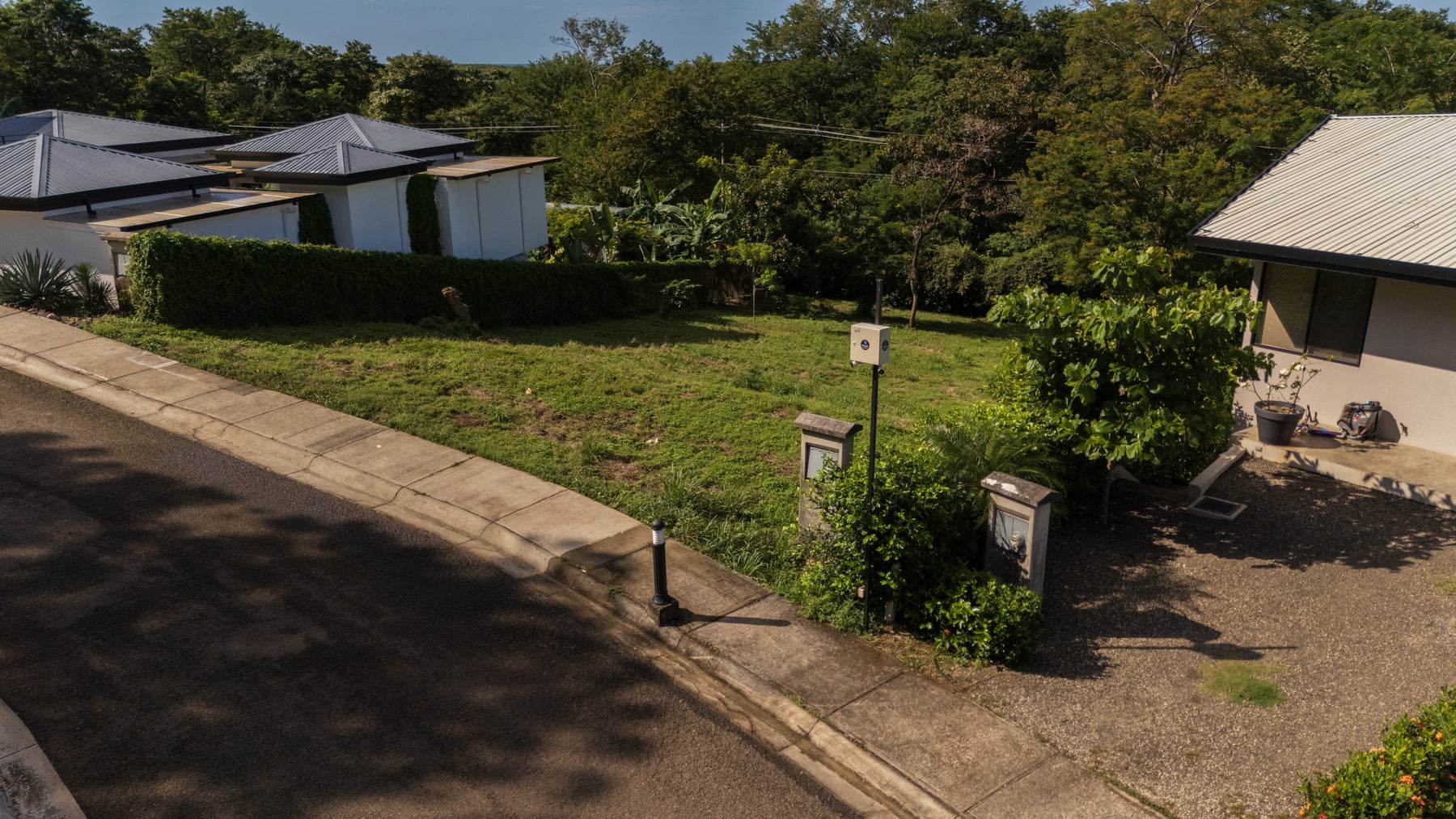 Prime Lot Close to The Beach — photo 15 of 19