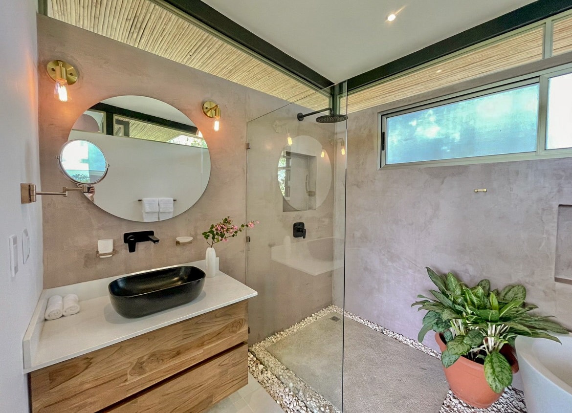 Large Studio Home With Room to Build, Santiago, Santiago, Santa Teresa, Cobano, Puntarenas, Puntarenas, Costa Rica 60111 Large Studio Home With Room to Build, Santiago, Santiago, Santa Teresa, Cobano, Puntarenas, Puntarenas, Costa Rica 60111