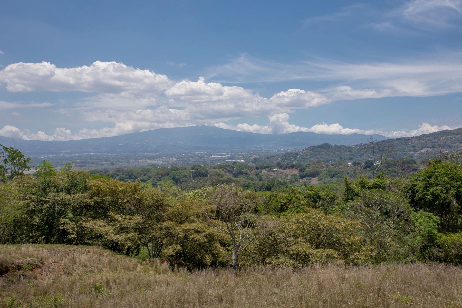 Vista Del Valle — photo 8 of 16