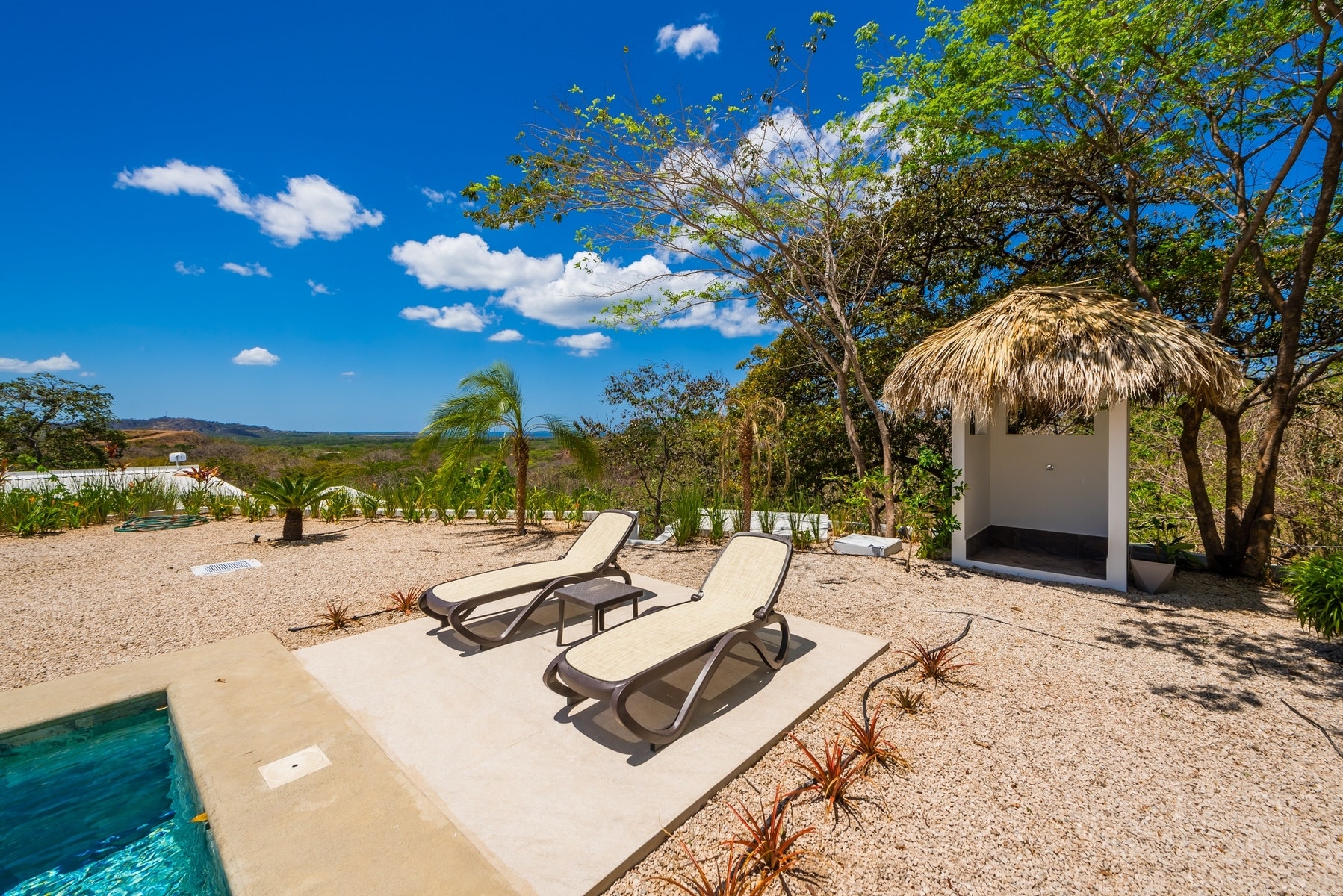 Incredible tropical style villa with pool — photo 19 of 19